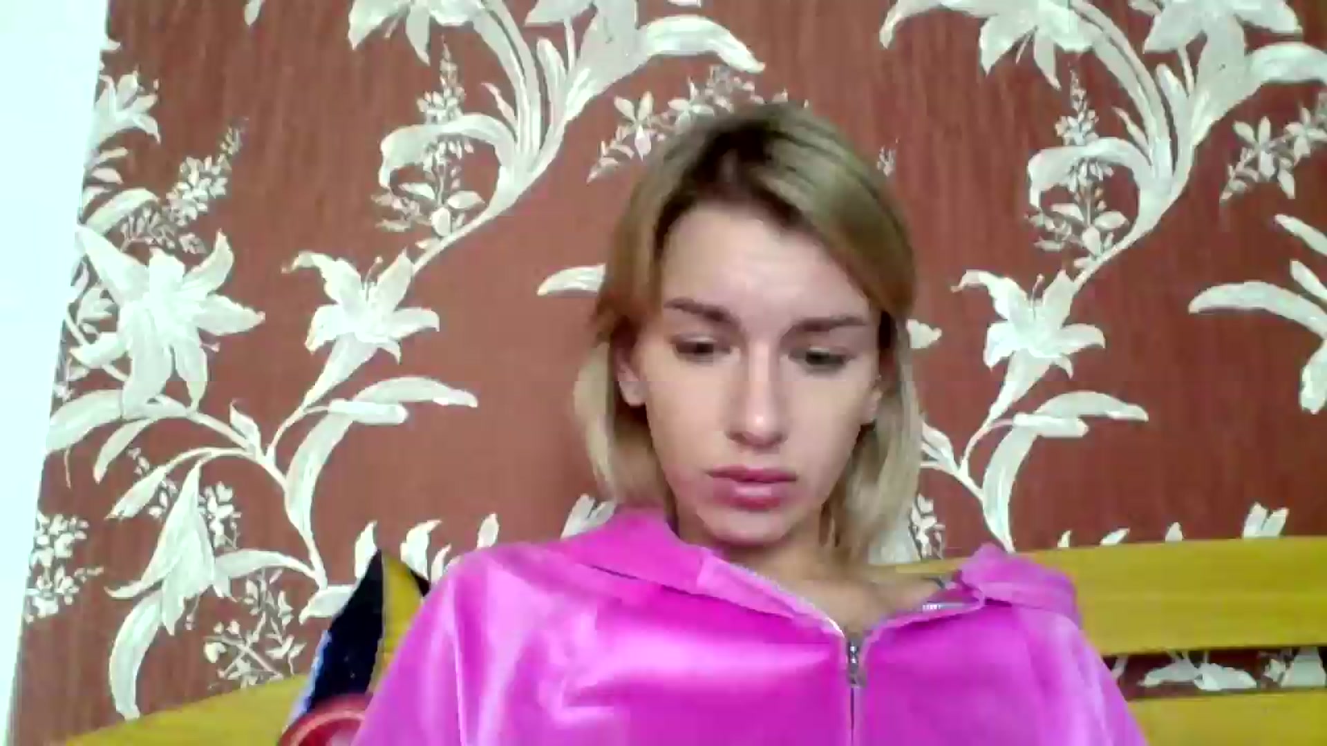 Gallery image thumbnail from AnnaliseMind's myfreecams stream on, 11/23/2025, 13:25 image 2 of 20