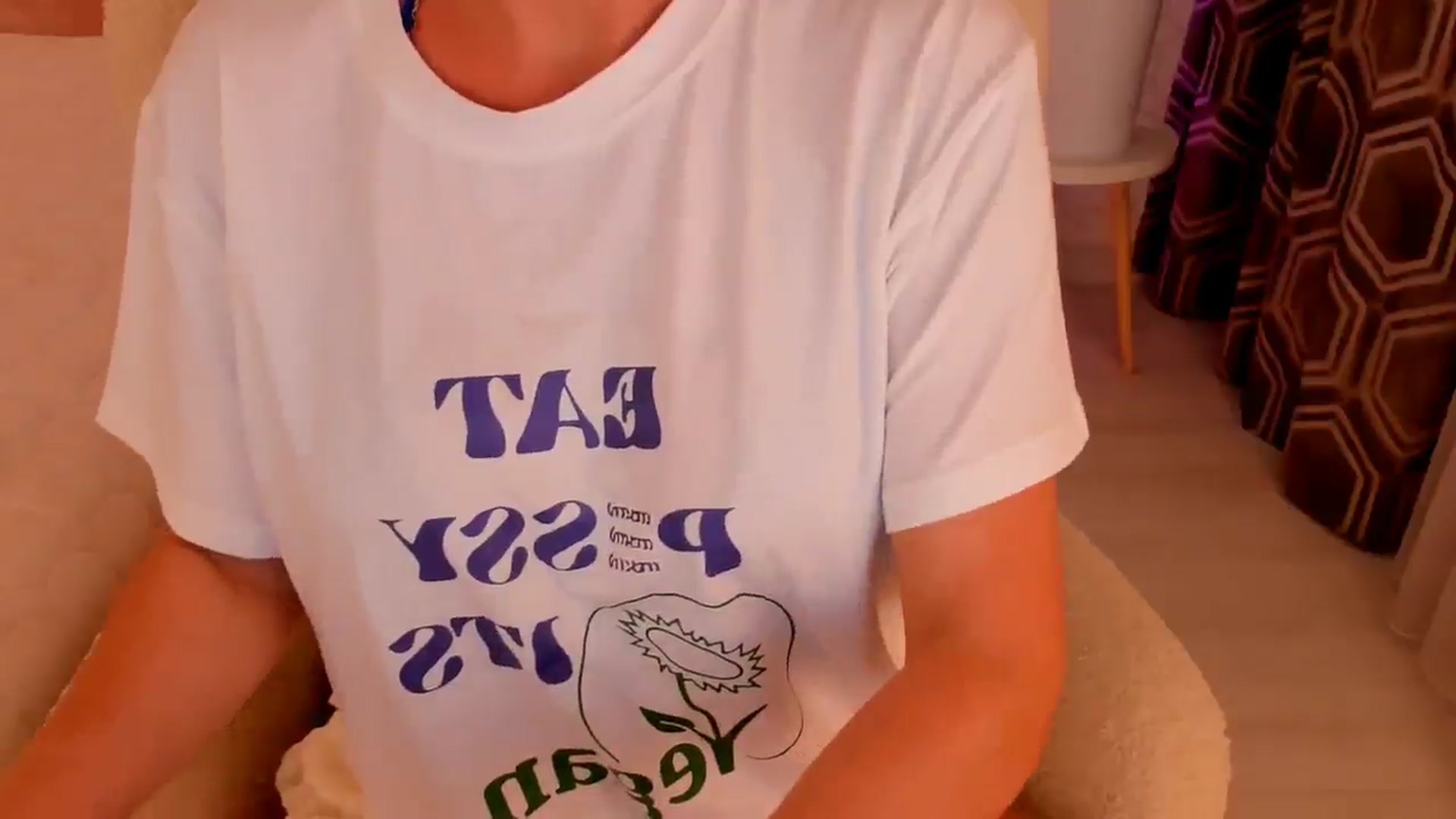 Gallery image thumbnail from Annaliss's myfreecams stream on, 07/08/2025, 19:33 image 7 of 20