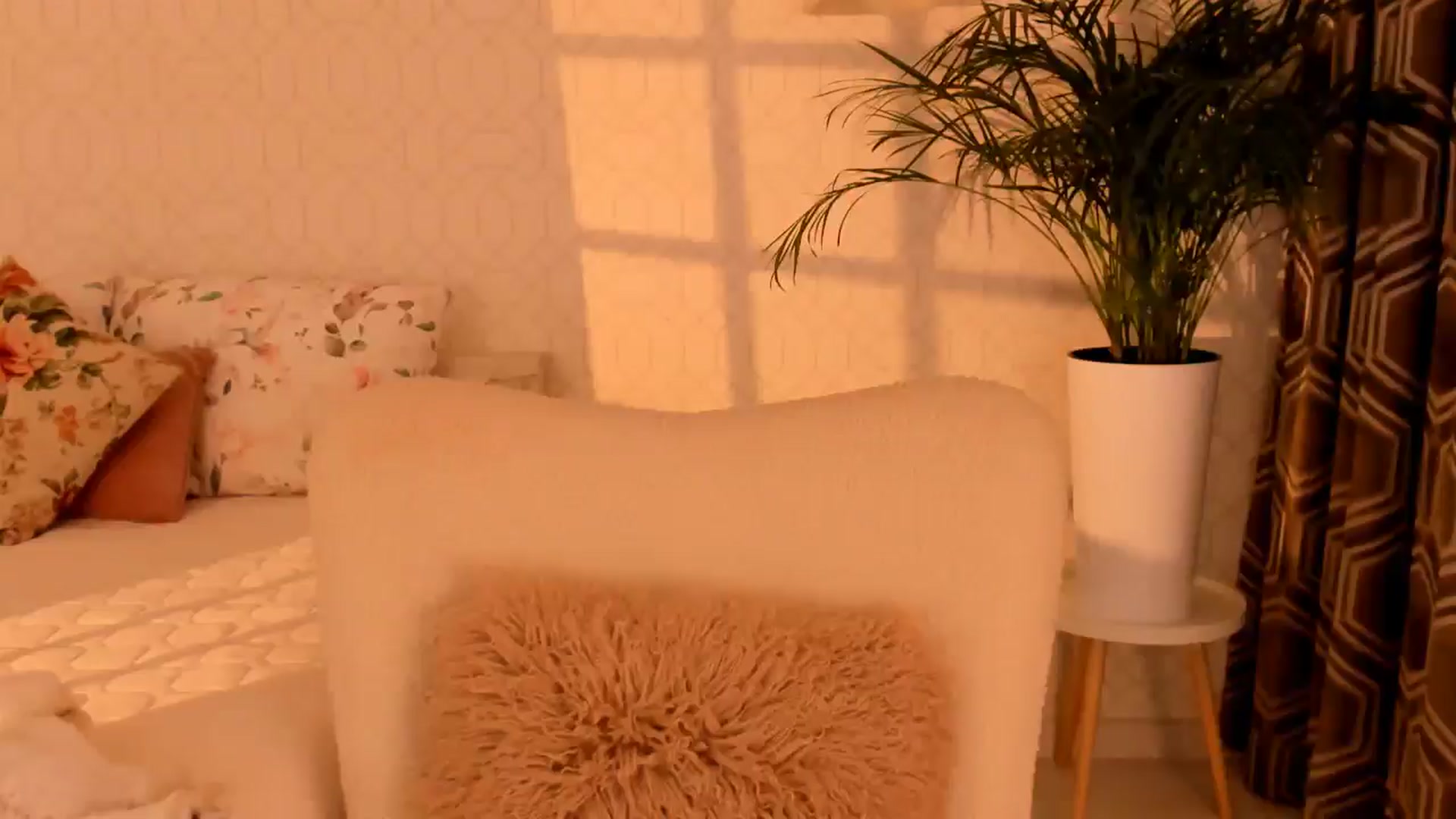 Gallery image thumbnail from Annaliss's myfreecams stream on, 07/31/2025, 18:04 image 13 of 20