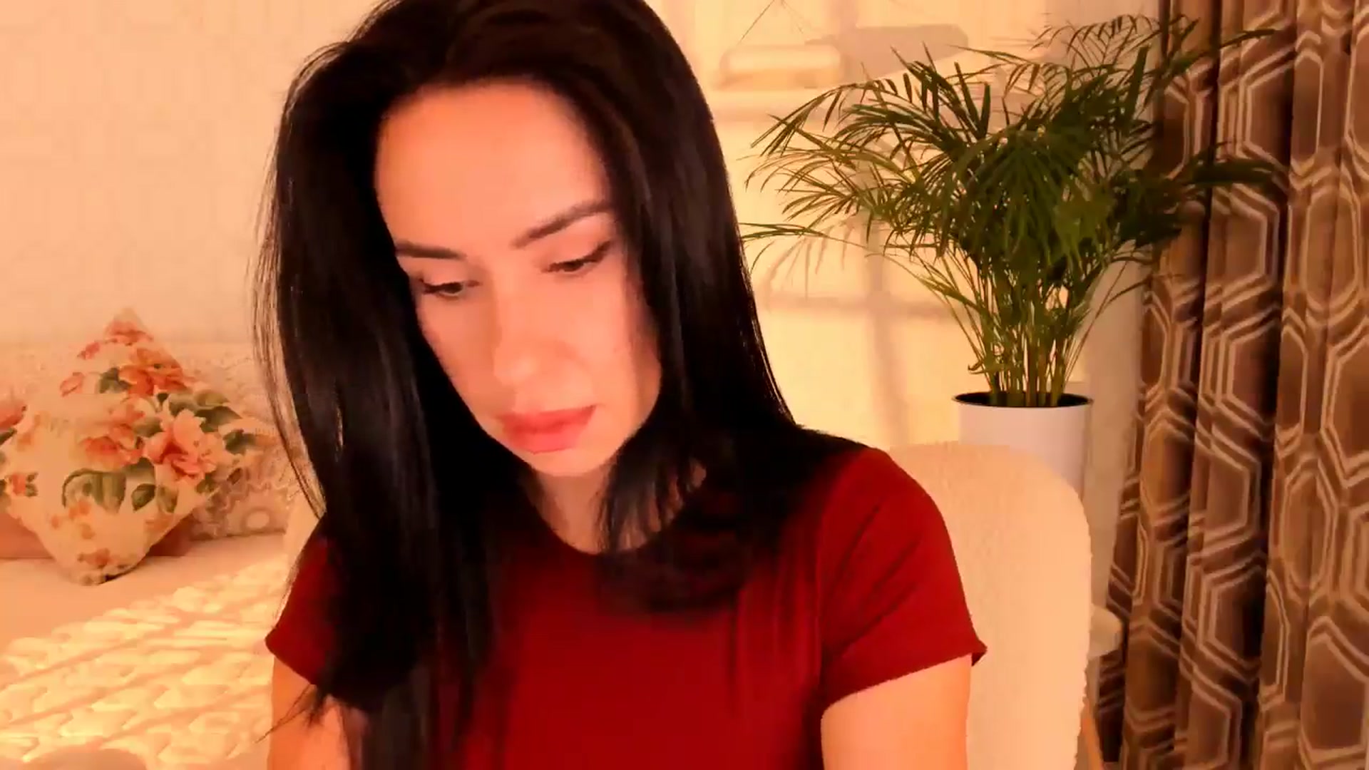 Gallery image thumbnail from Annaliss's myfreecams stream on, 08/05/2025, 04:54 image 3 of 20