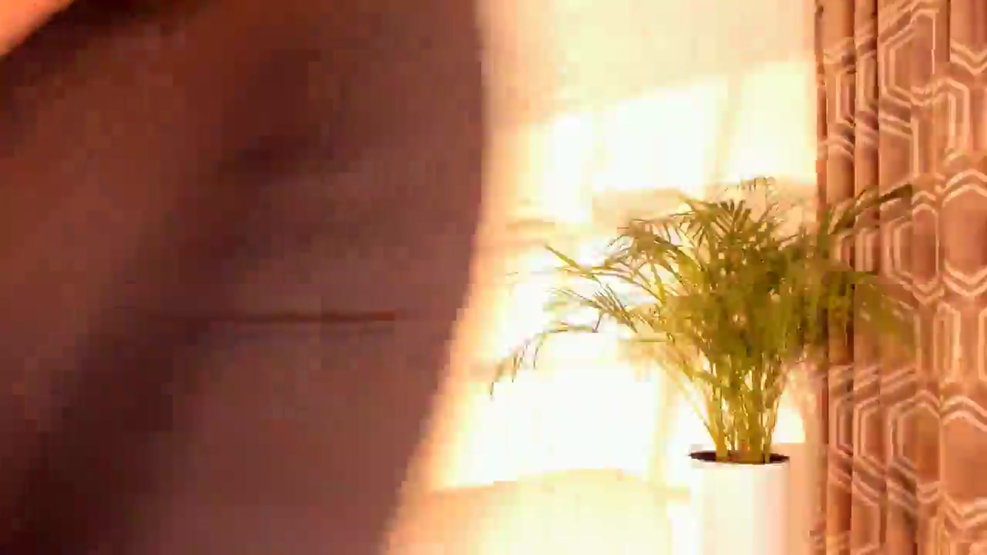 Gallery image thumbnail from Annaliss's myfreecams stream on, 08/05/2025, 20:09 image 11 of 20