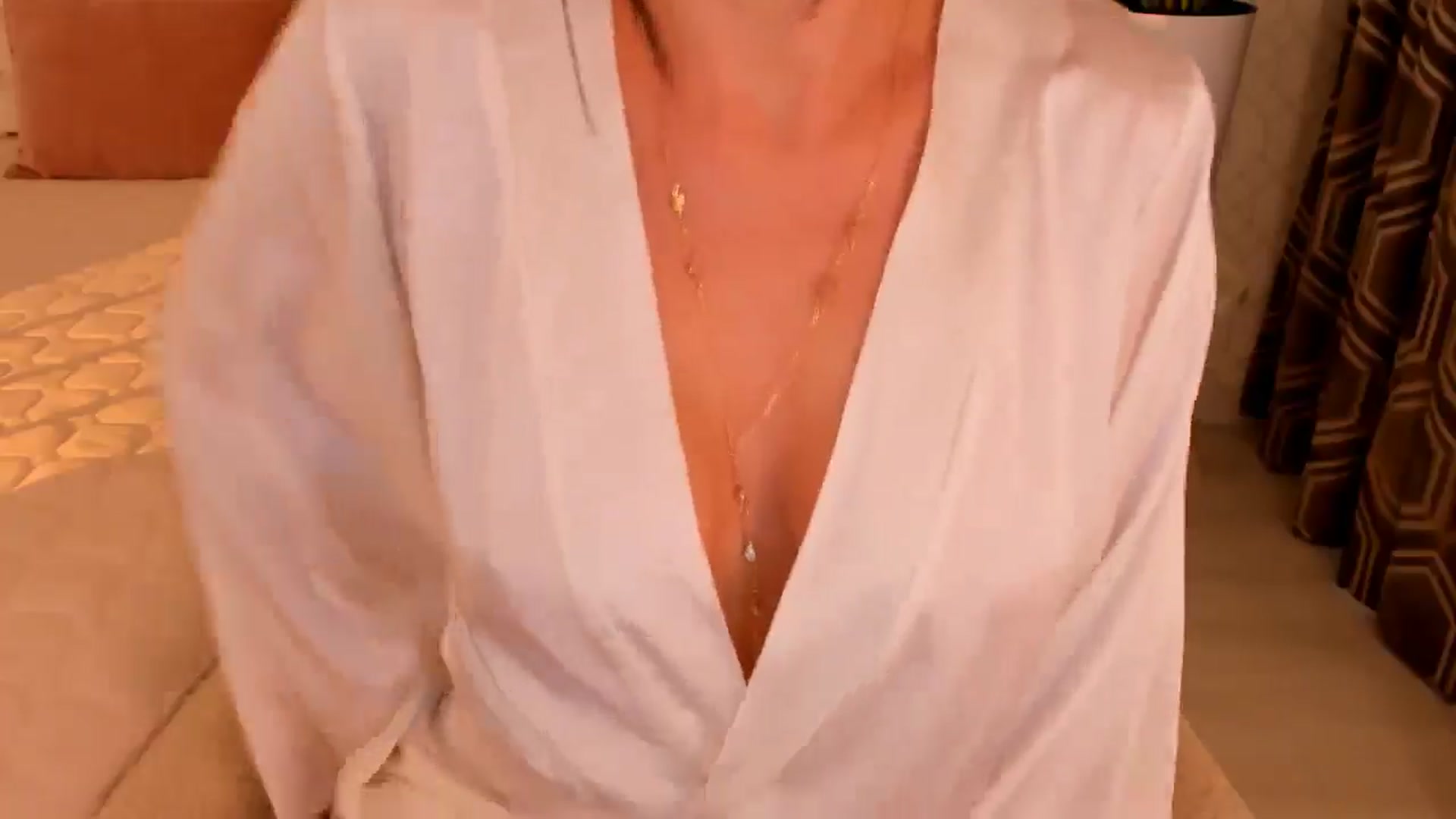 Gallery image thumbnail from Annaliss's myfreecams stream on, 09/12/2025, 05:46 image 6 of 20