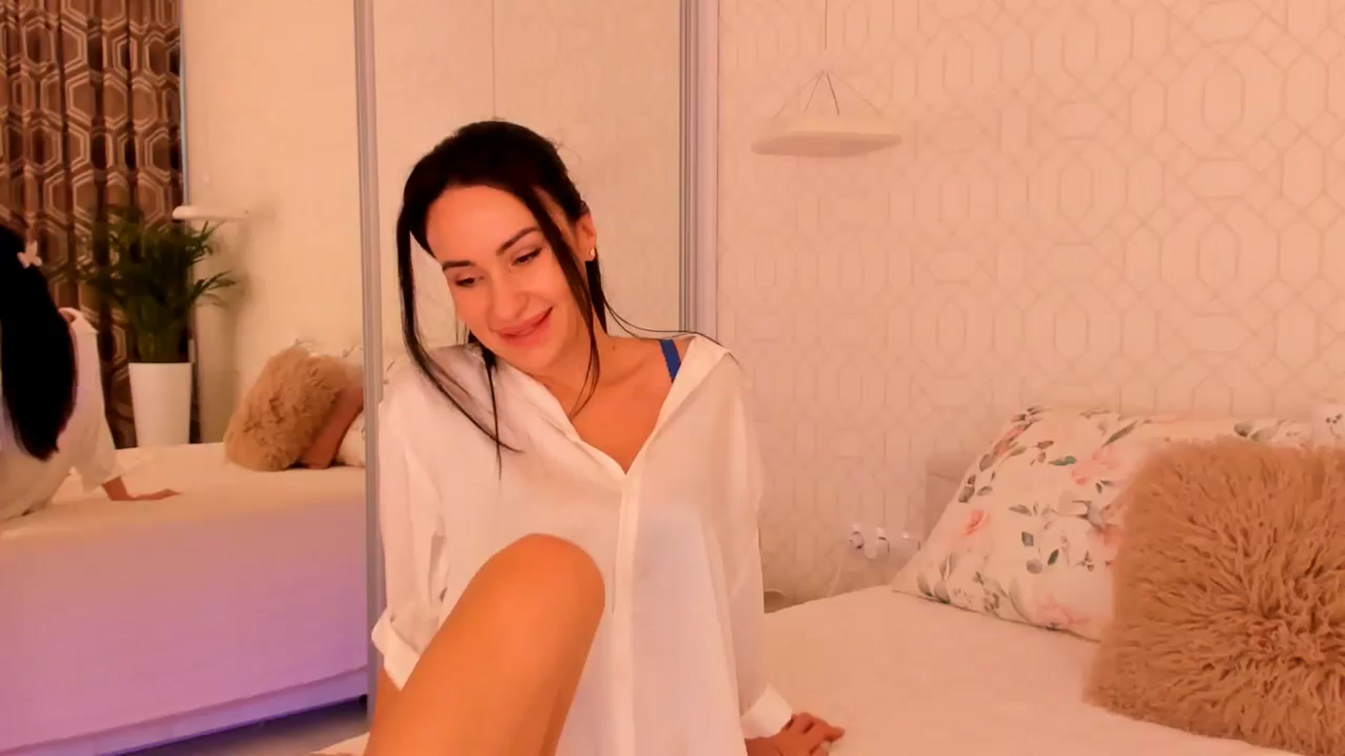 Gallery image thumbnail from Annaliss's myfreecams stream on, 09/15/2025, 05:56 image 14 of 20