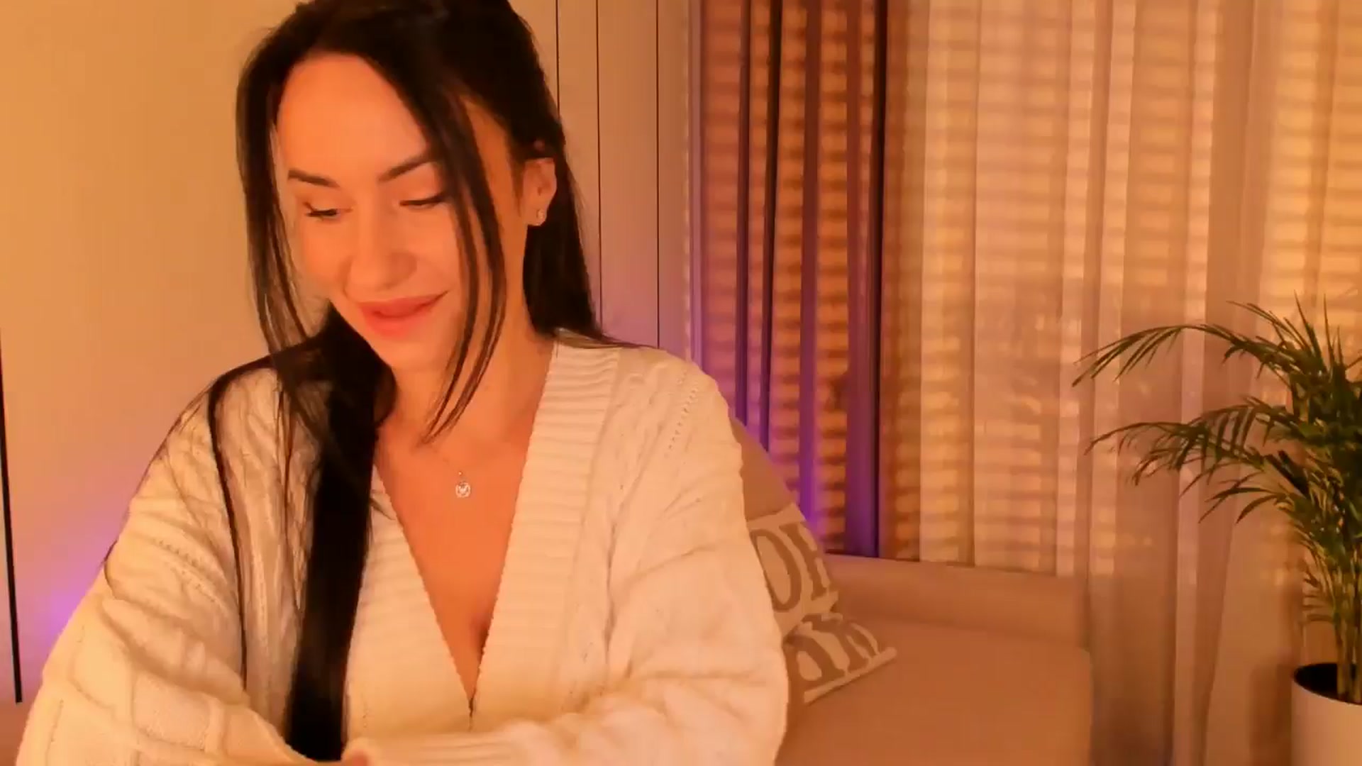 Gallery image thumbnail from Annaliss's myfreecams stream on, 10/25/2025, 04:55 image 2 of 20
