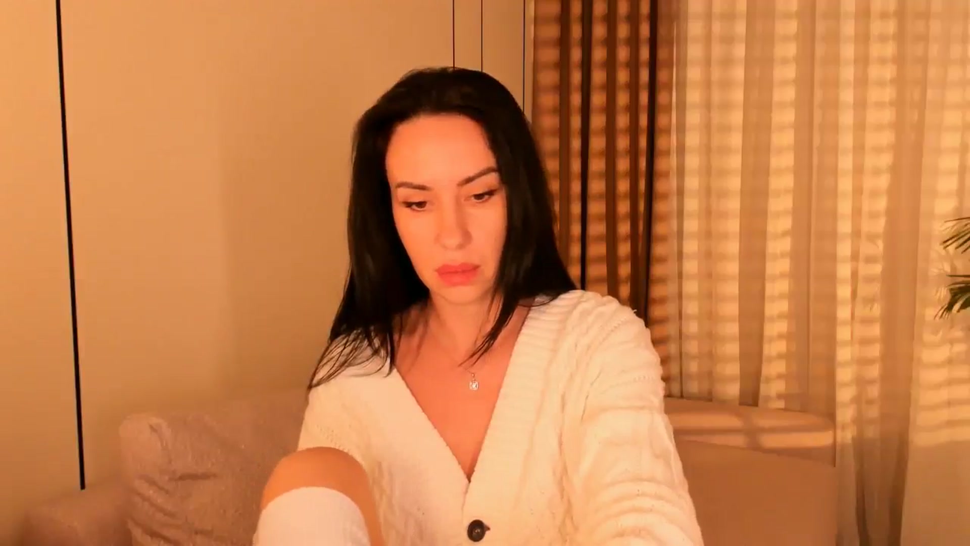 Gallery image thumbnail from Annaliss's myfreecams stream on, 11/03/2025, 18:44 image 5 of 20