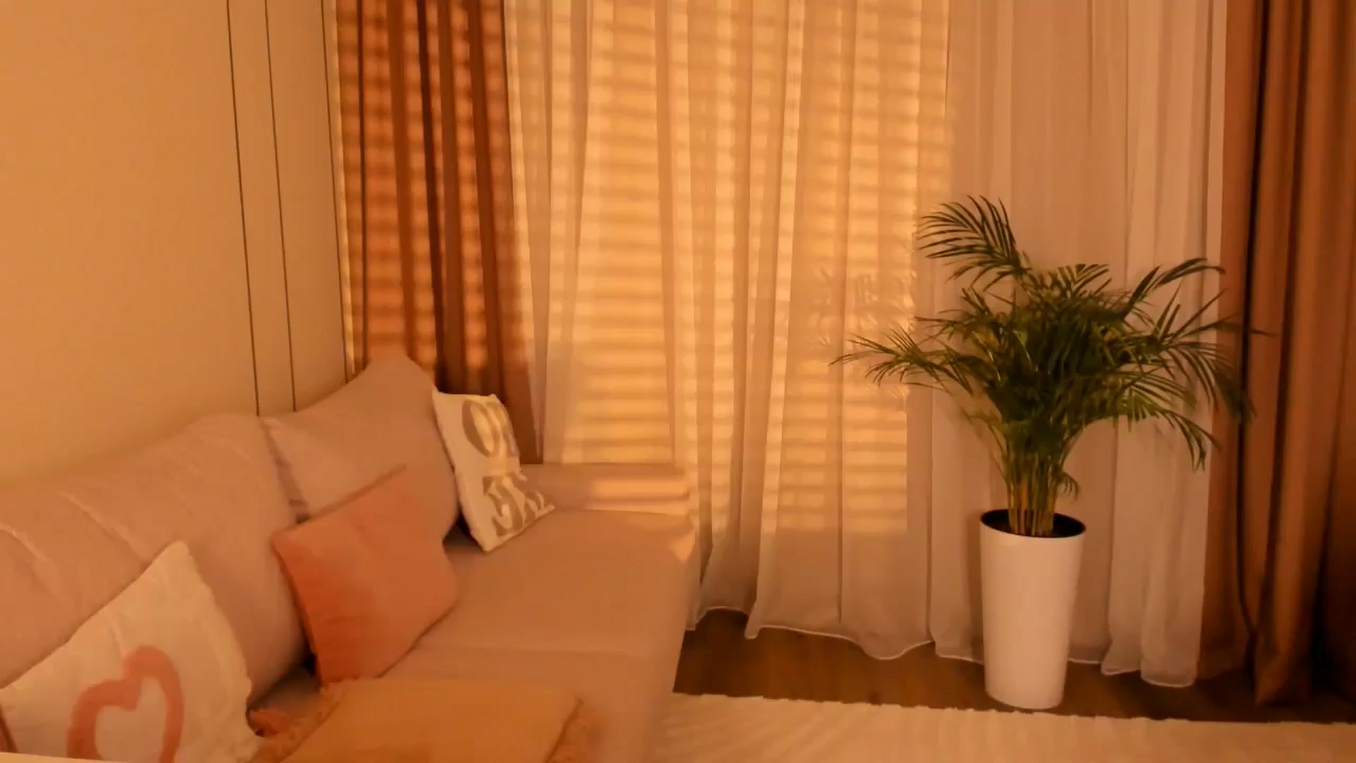 Gallery image thumbnail from Annaliss's myfreecams stream on, 11/18/2025, 18:07 image 1 of 20