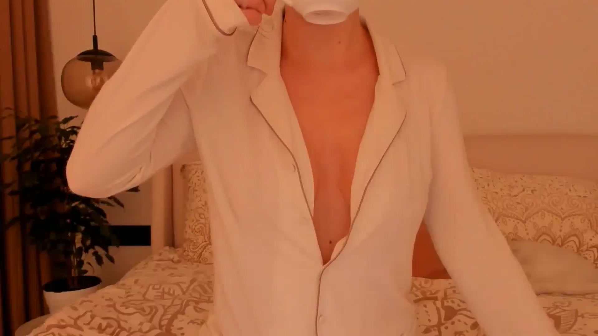 Gallery image thumbnail from Annaliss's myfreecams stream on, 11/24/2025, 07:51 image 19 of 20