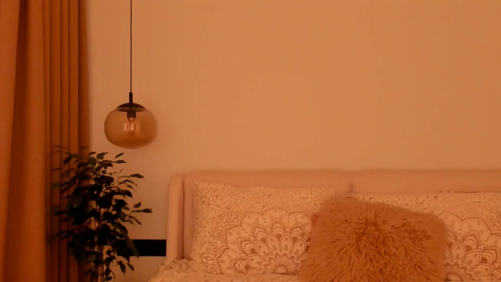 Gallery image thumbnail from Annaliss's myfreecams stream on, 11/24/2025, 19:02 image 7 of 20