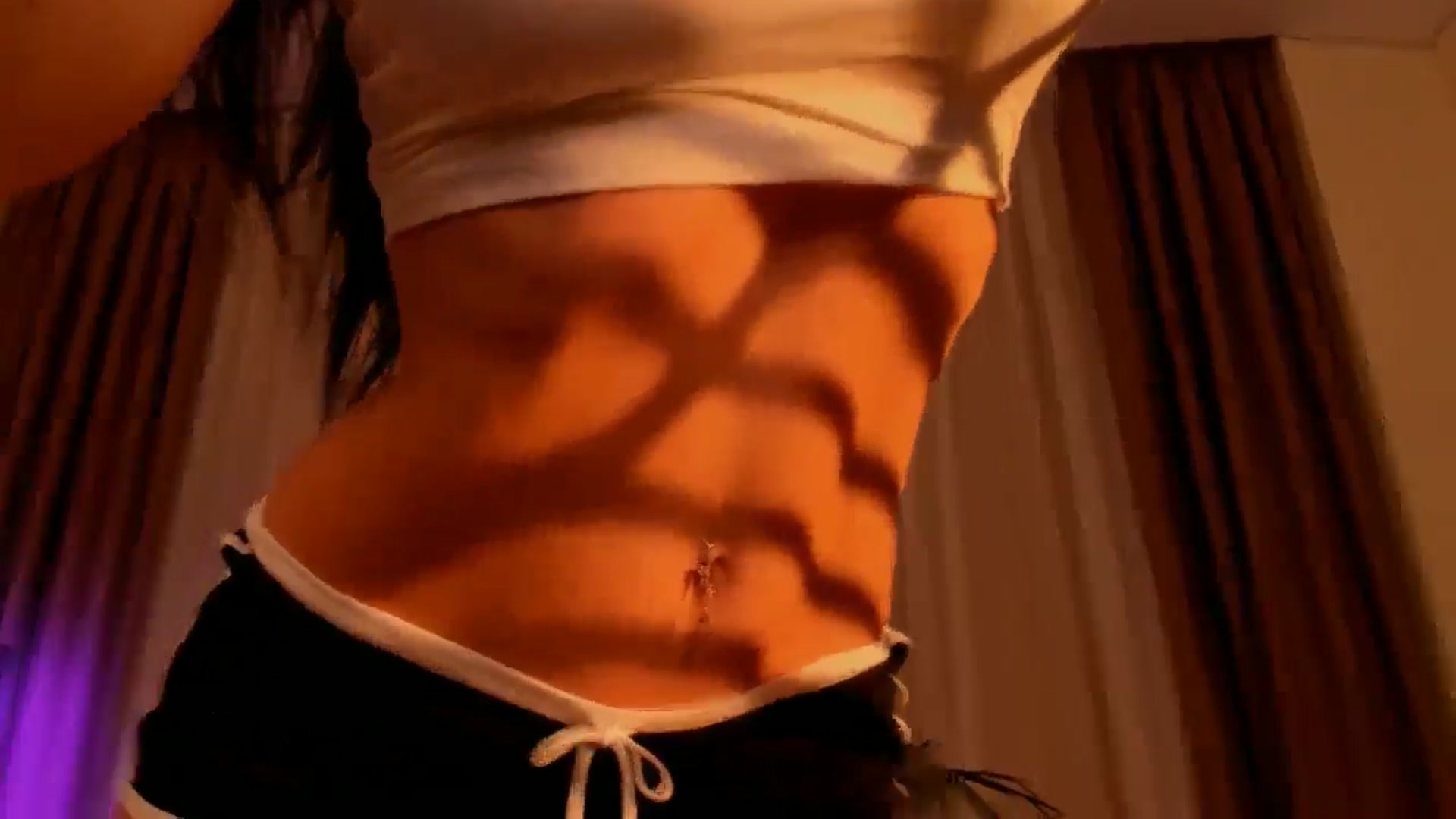 Gallery image thumbnail from Annaliss's myfreecams stream on, 11/27/2025, 21:01 image 12 of 20