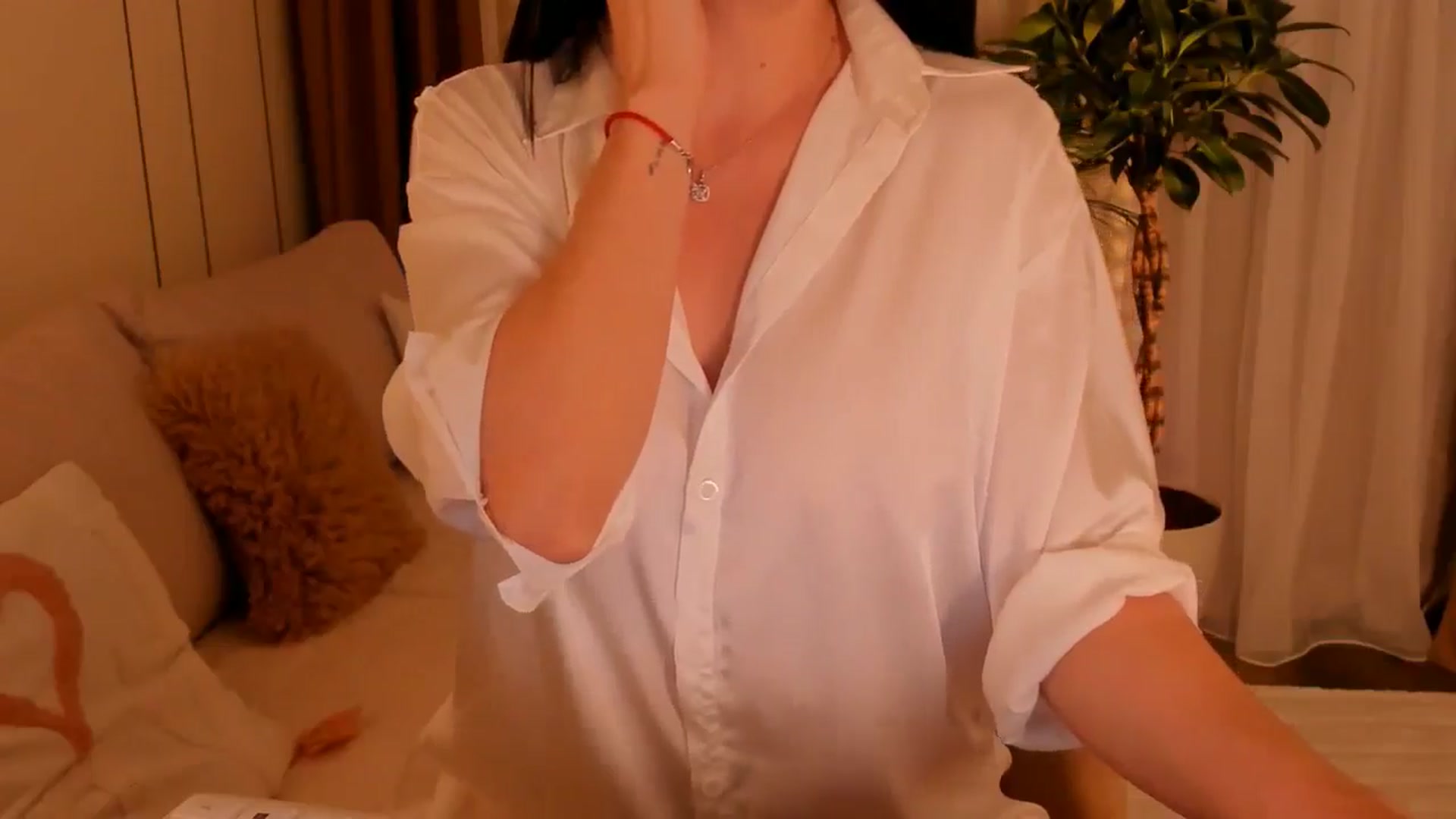 Gallery image thumbnail from Annaliss's myfreecams stream on, 11/30/2025, 20:50 image 16 of 20