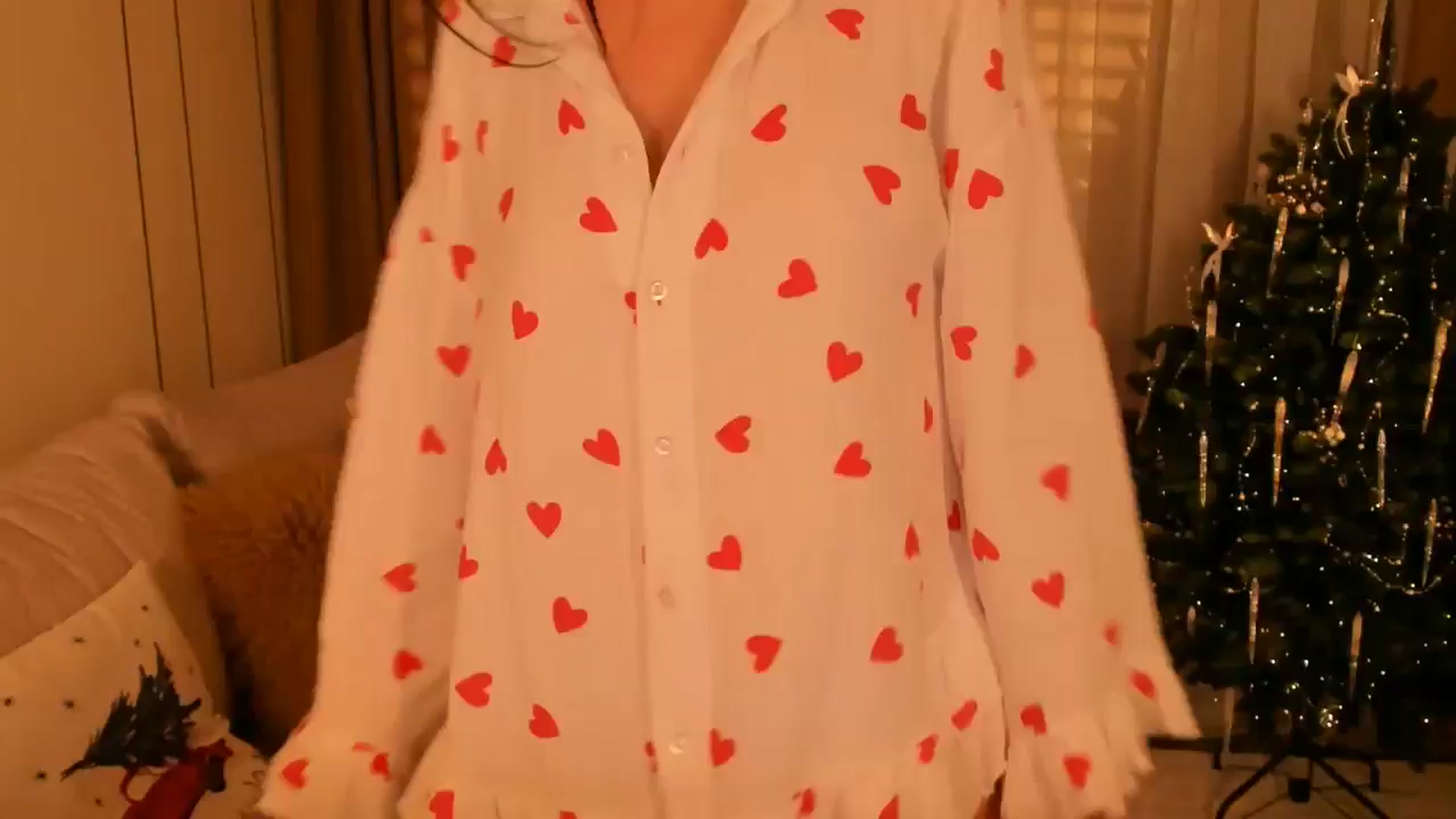 Gallery image thumbnail from Annaliss's myfreecams stream on, 12/04/2025, 20:32 image 4 of 20