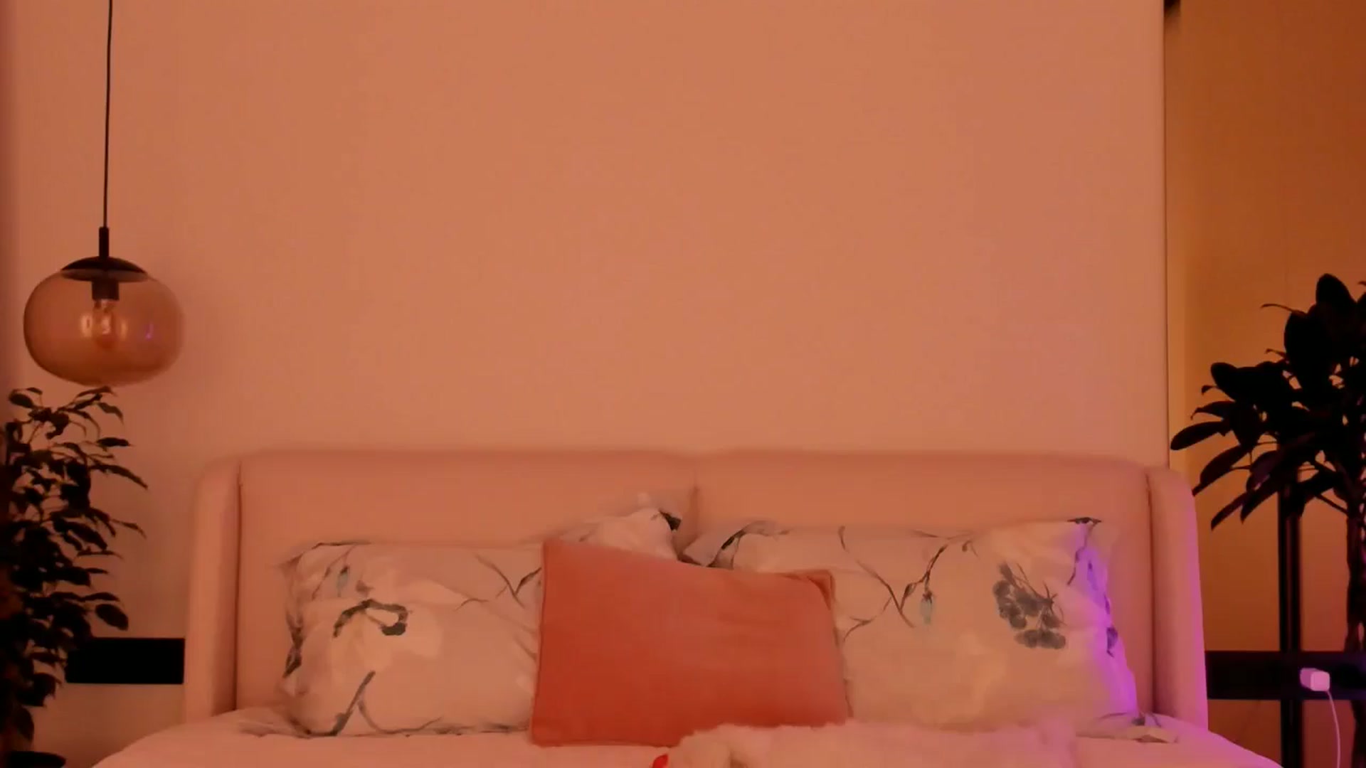 Gallery image thumbnail from Annaliss's myfreecams stream on, 12/08/2025, 15:18 image 7 of 20