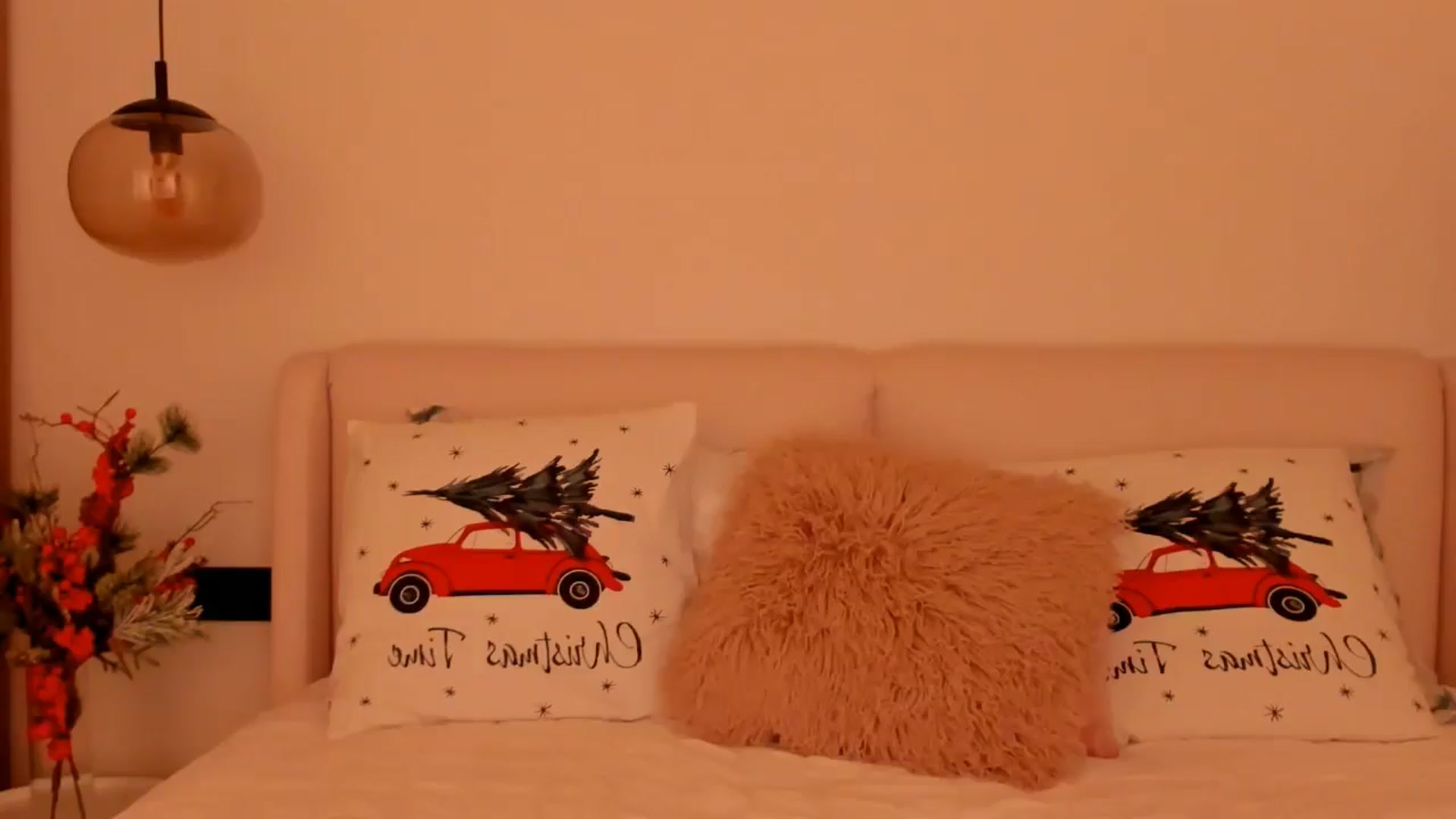 Gallery image thumbnail from Annaliss's myfreecams stream on, 12/30/2025, 19:43 image 18 of 20