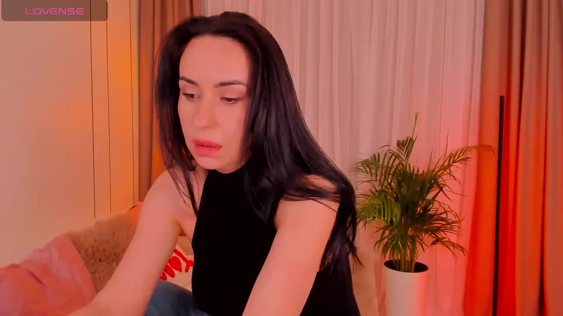 Gallery image thumbnail from Annaliss's myfreecams stream on, 03/26/2026, 17:45 image 6 of 20