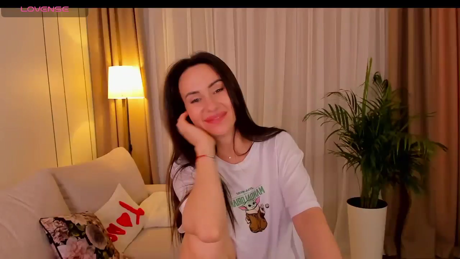 Gallery image thumbnail from Annaliss's myfreecams stream on, 04/16/2026, 11:31 image 7 of 20