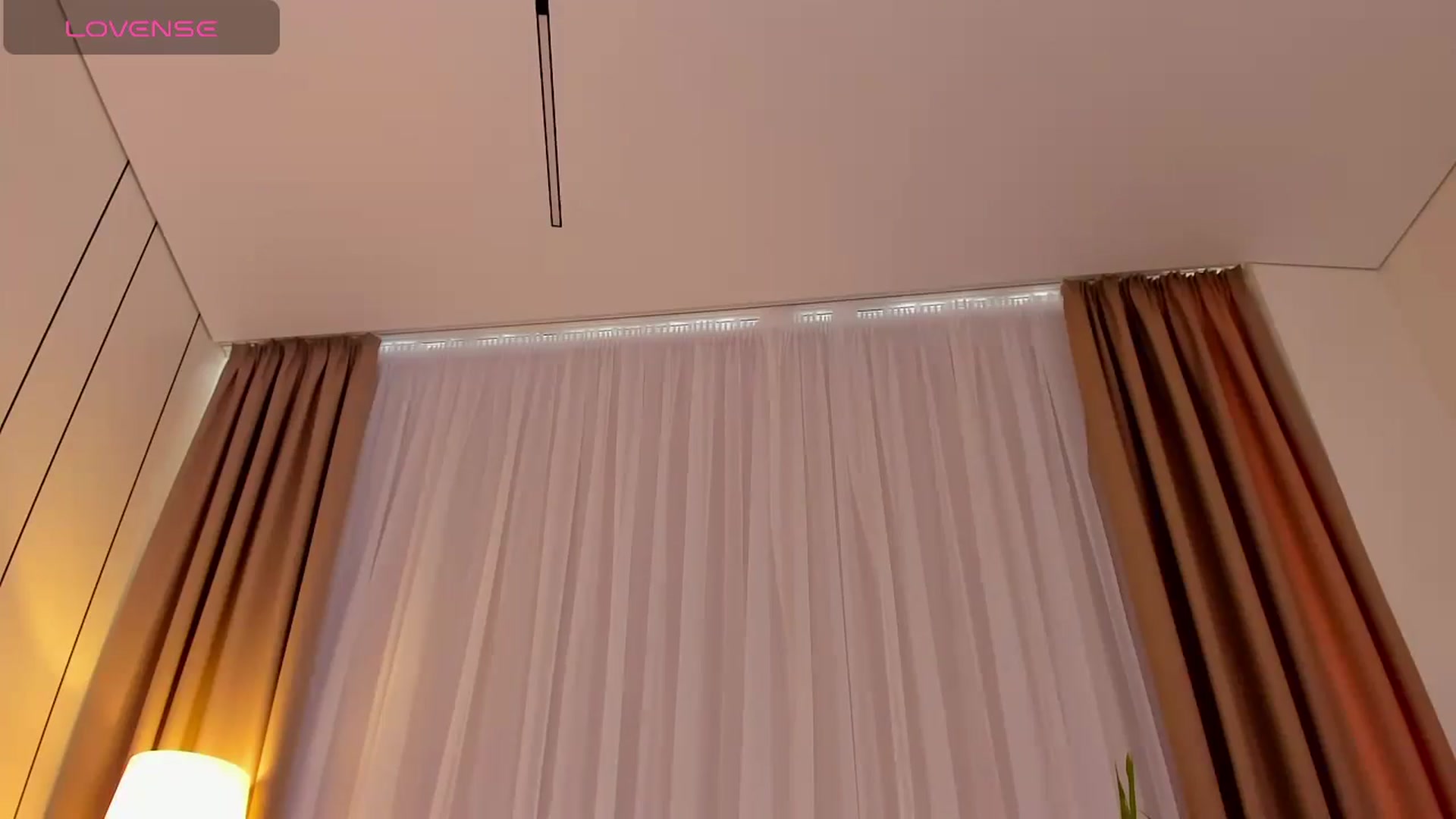 Gallery image thumbnail from Annaliss's myfreecams stream on, 04/17/2026, 05:42 image 10 of 20