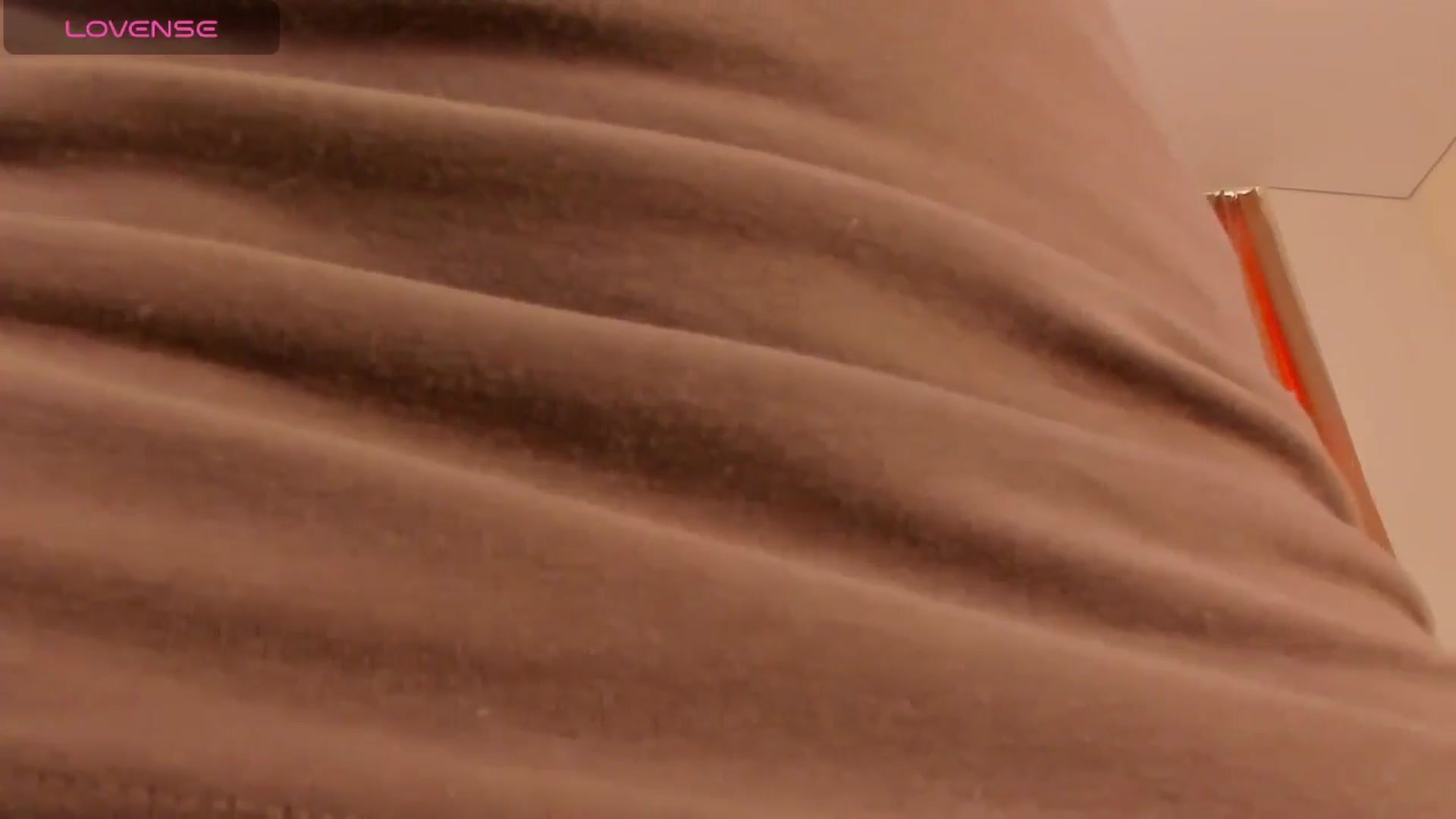 Gallery image thumbnail from Annaliss's myfreecams stream on, 05/06/2026, 06:05 image 4 of 20
