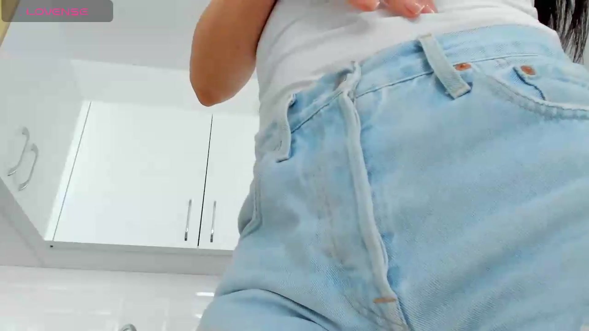 Gallery image thumbnail from Annaliss's myfreecams stream on, 05/28/2026, 05:51 image 8 of 20