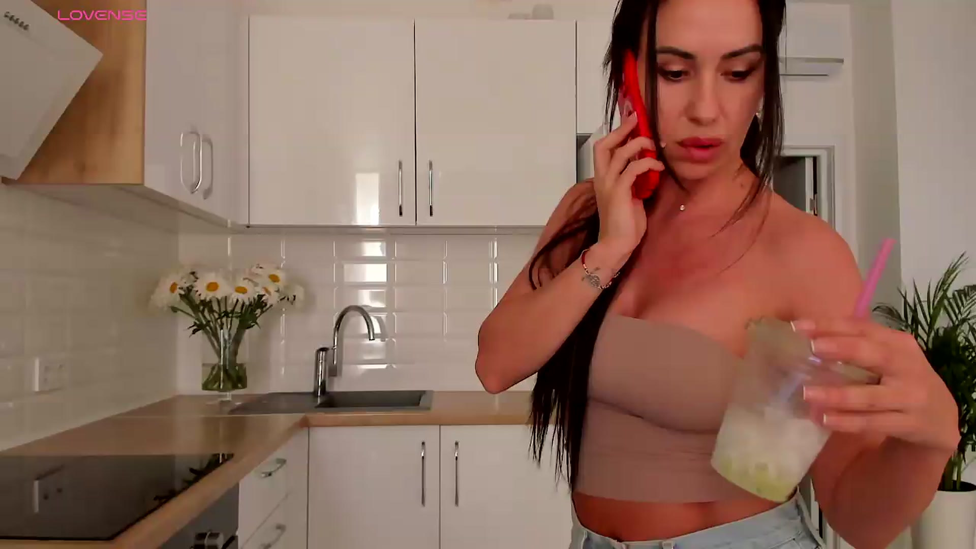 Gallery image thumbnail from Annaliss's myfreecams stream on, 06/22/2026, 16:39 image 2 of 20