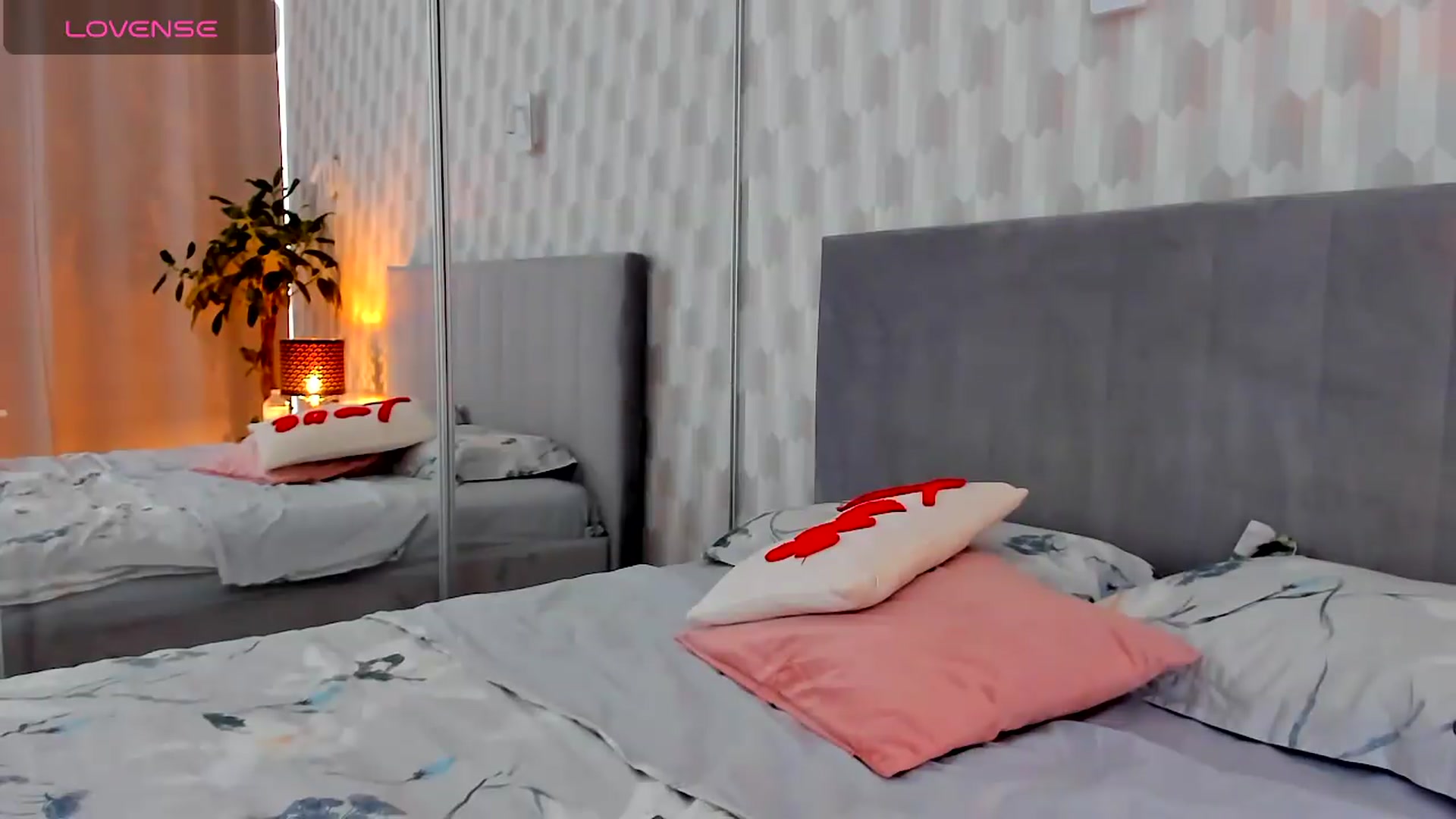 Gallery image thumbnail from Annaliss's myfreecams stream on, 06/29/2026, 05:50 image 18 of 20