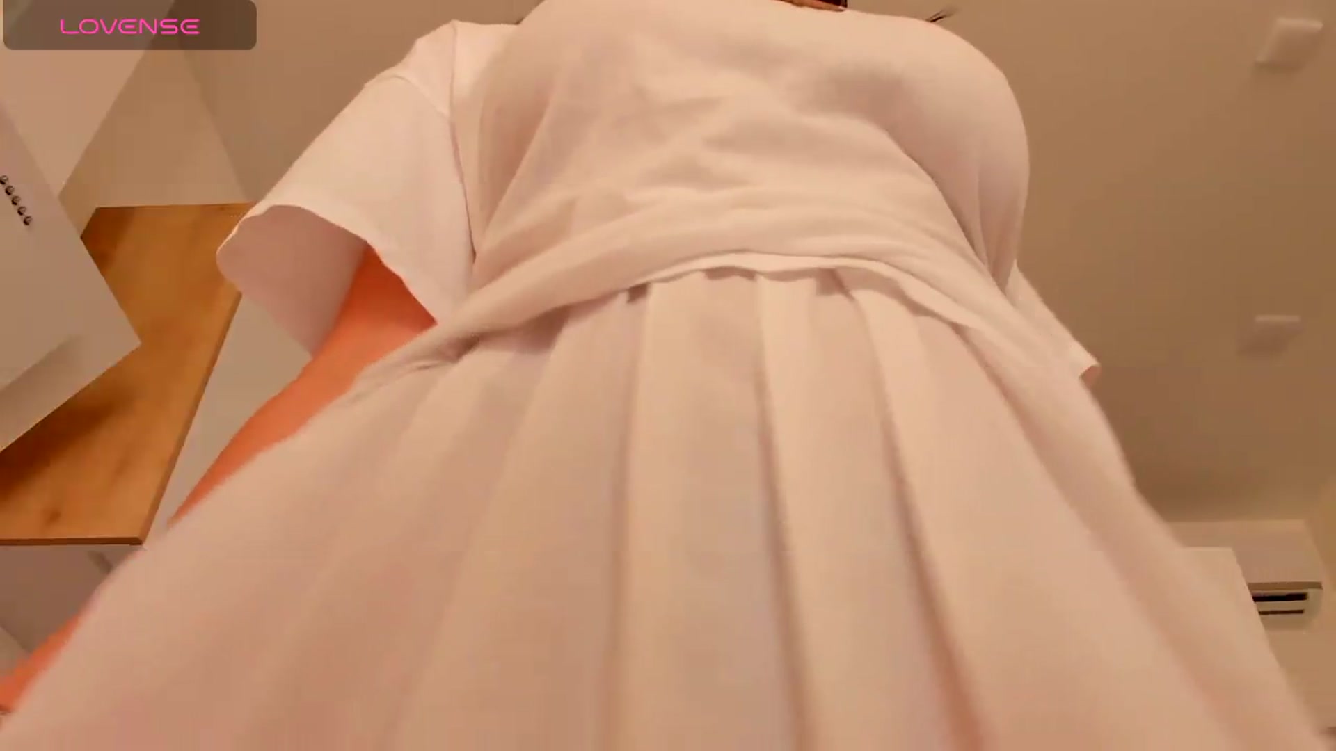 Gallery image thumbnail from Annaliss's myfreecams stream on, 06/30/2026, 16:25 image 15 of 20