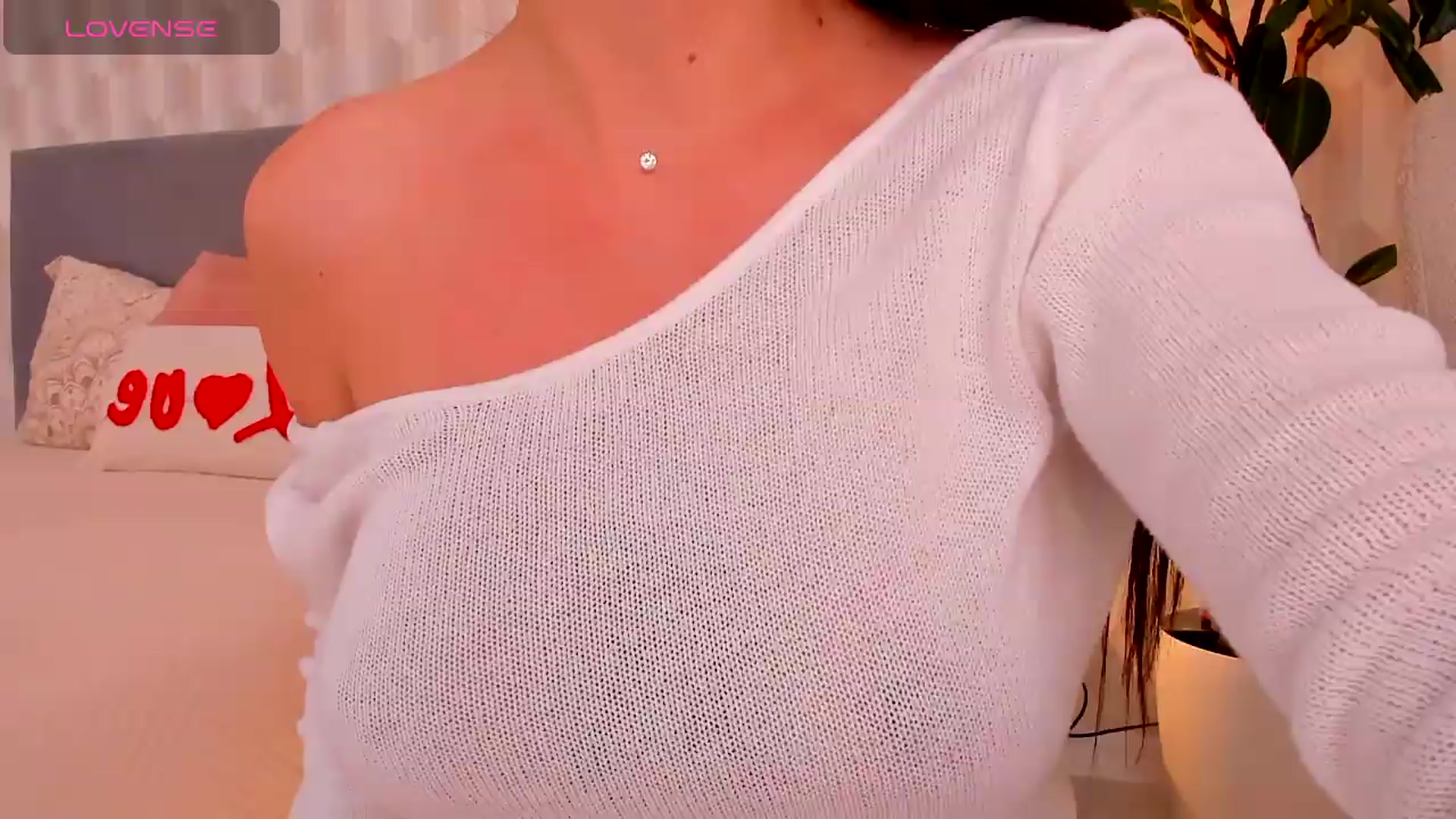 Gallery image thumbnail from Annaliss's myfreecams stream on, 07/06/2026, 05:18 image 4 of 20