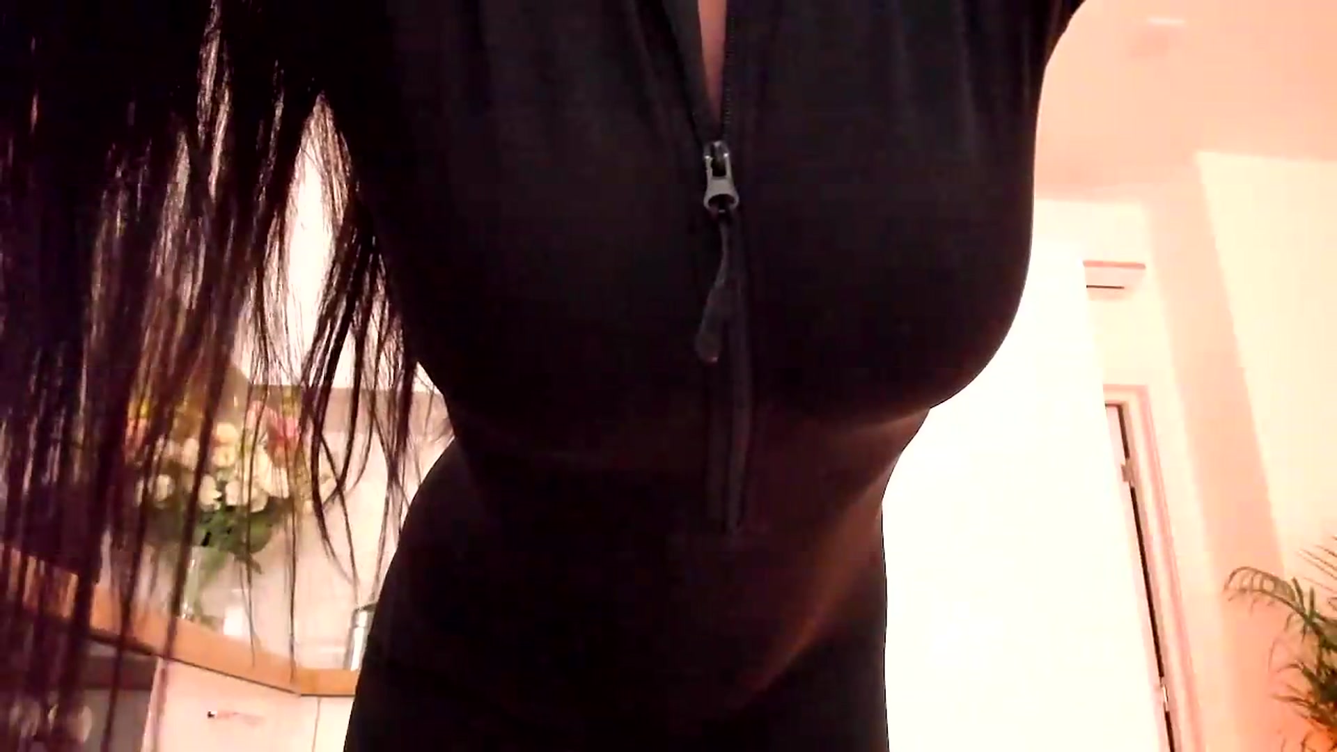 Gallery image thumbnail from Annaliss's myfreecams stream on, 07/10/2026, 16:55 image 11 of 20