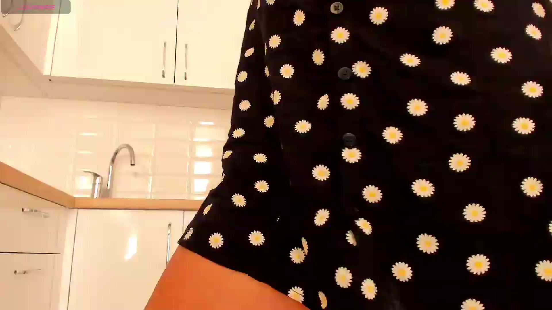 Gallery image thumbnail from Annaliss's myfreecams stream on, 08/04/2026, 17:17 image 12 of 20
