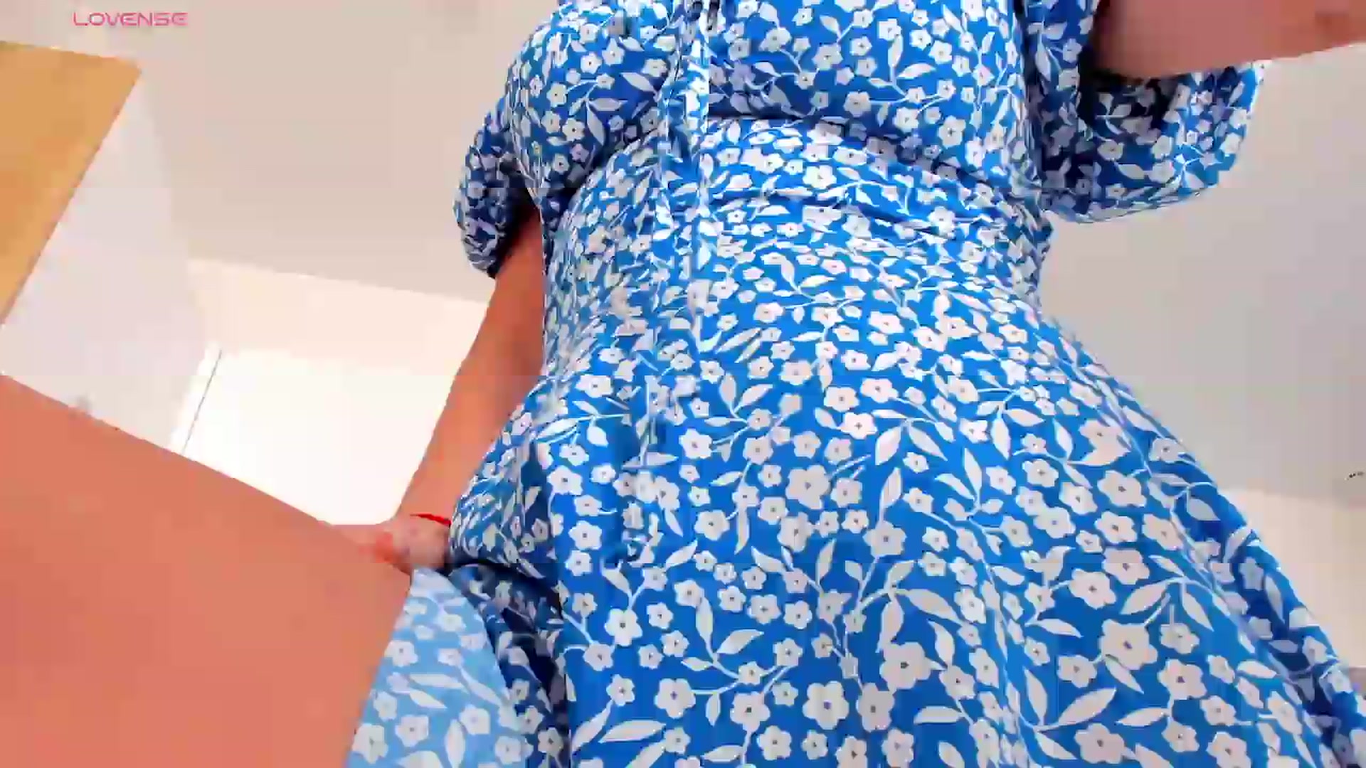 Gallery image thumbnail from Annaliss's myfreecams stream on, 08/07/2026, 05:54 image 7 of 20
