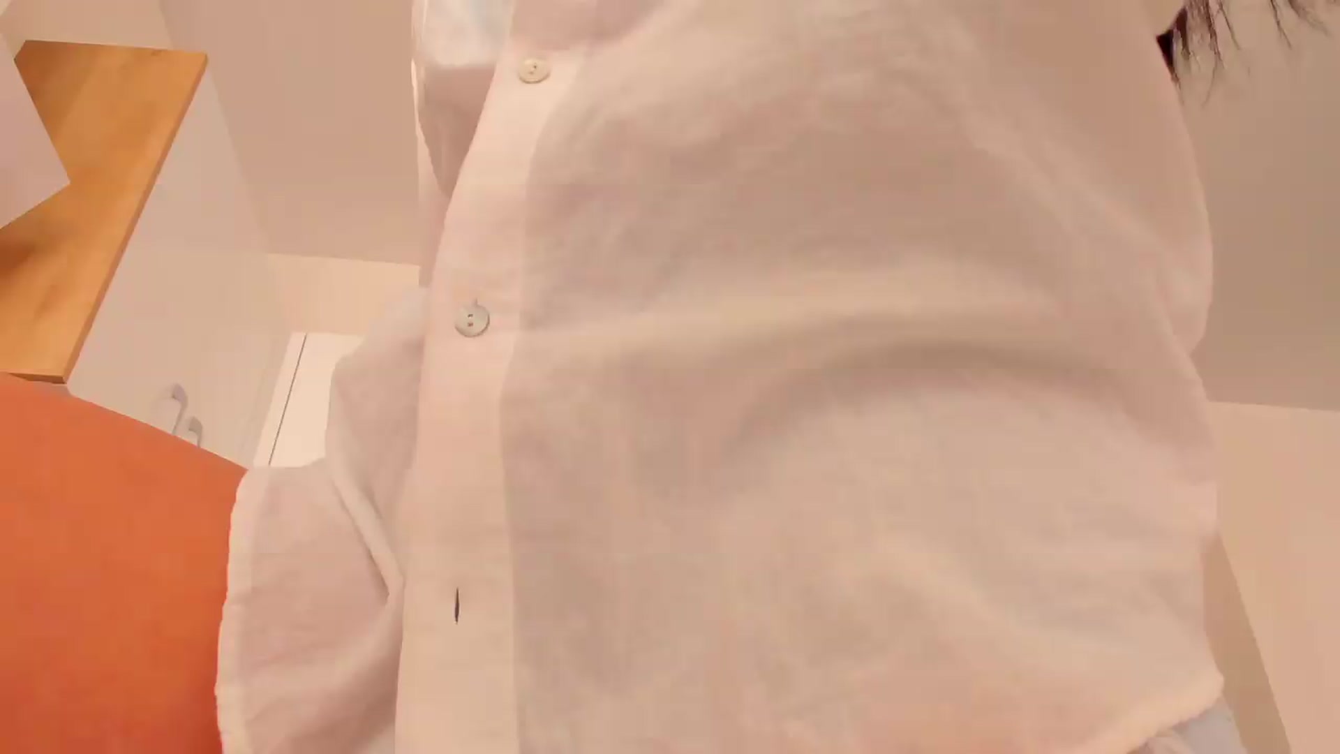 Gallery image thumbnail from Annaliss's myfreecams stream on, 08/12/2026, 16:01 image 14 of 20