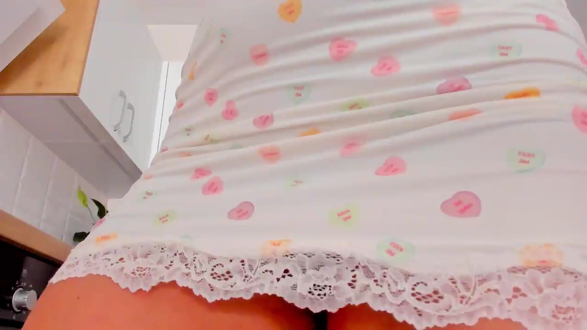 Gallery image thumbnail from Annaliss's myfreecams stream on, 08/19/2026, 06:04 image 4 of 20