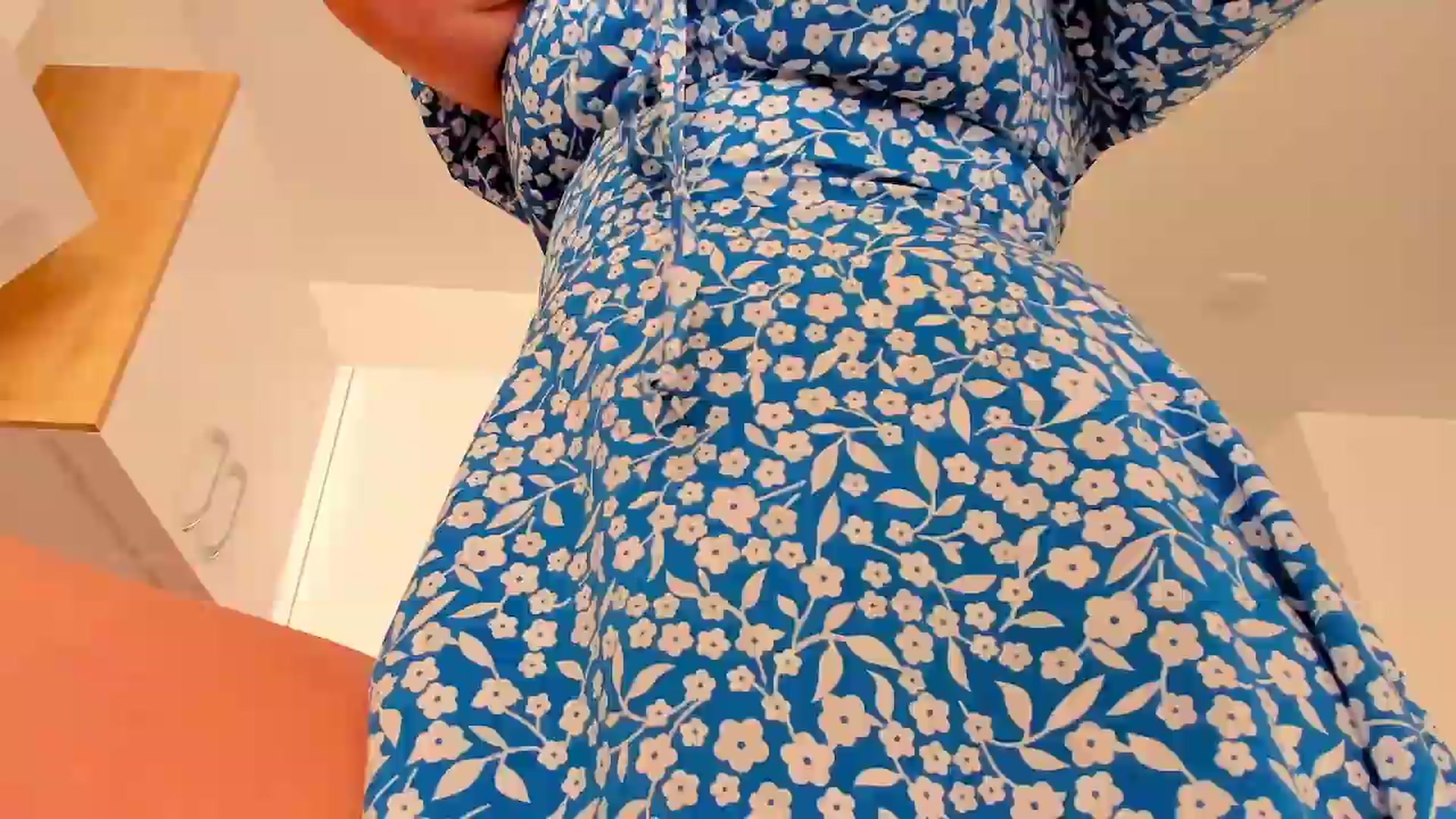 Gallery image thumbnail from Annaliss's myfreecams stream on, 09/07/2026, 15:57 image 16 of 20