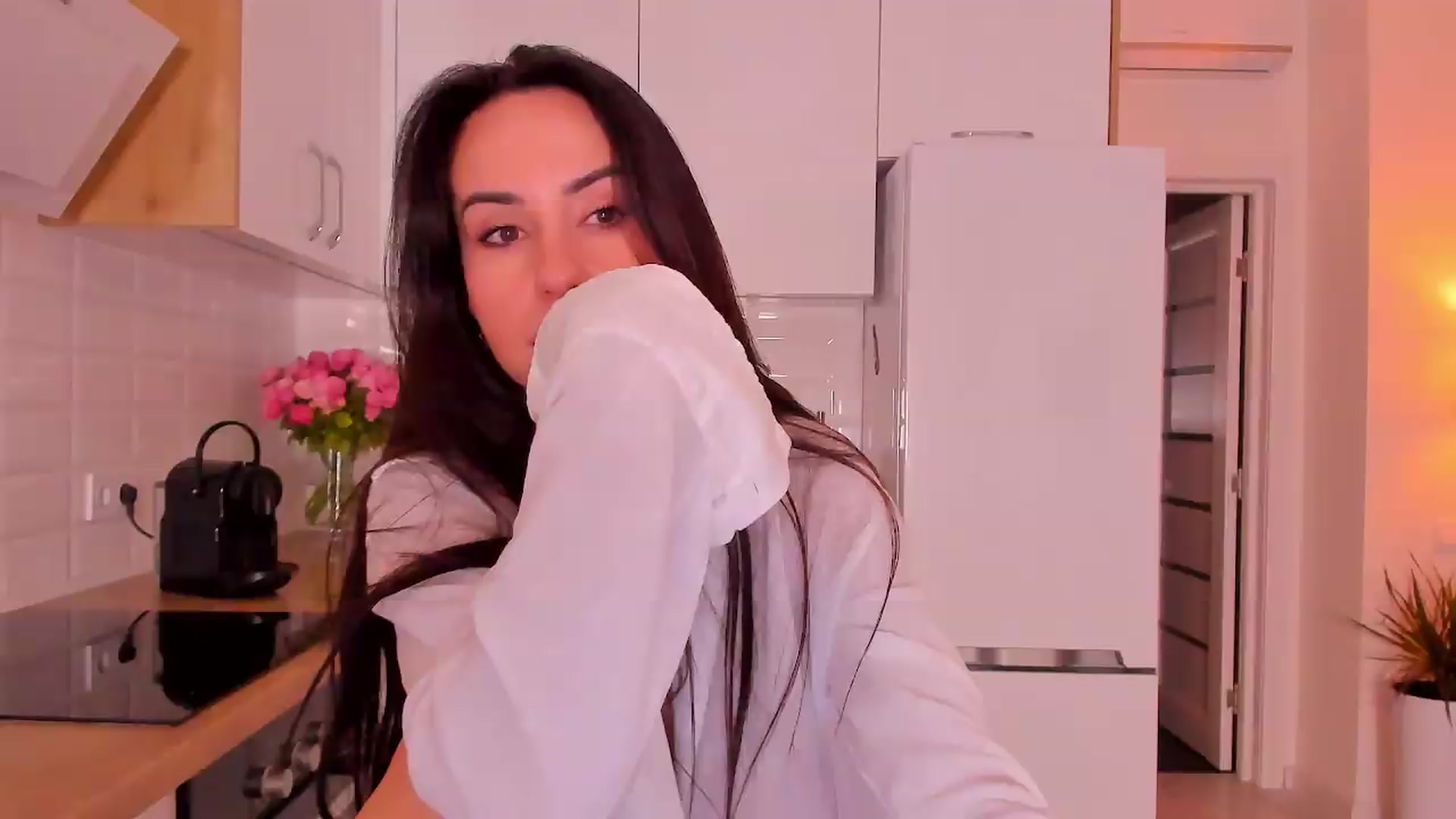 Gallery image thumbnail from Annaliss's myfreecams stream on, 09/10/2026, 17:12 image 18 of 20
