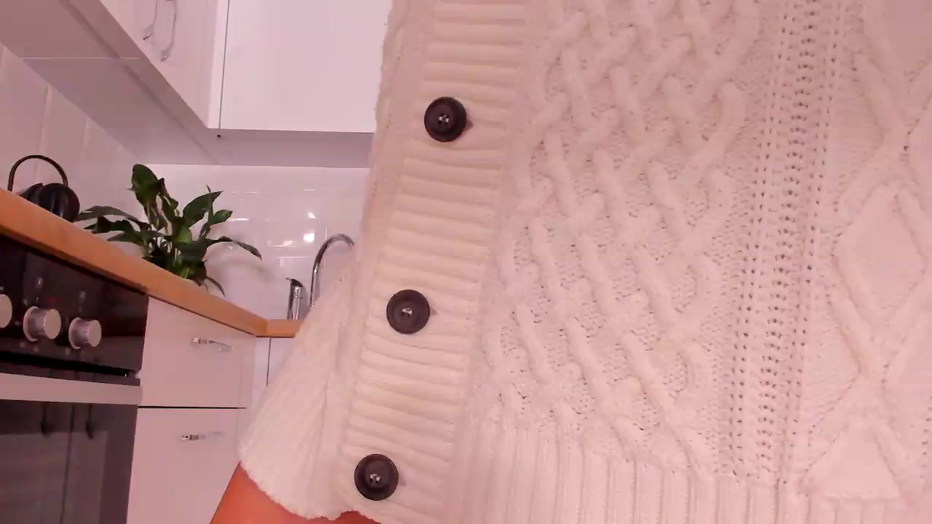 Gallery image thumbnail from Annaliss's myfreecams stream on, 09/14/2026, 16:23 image 7 of 20