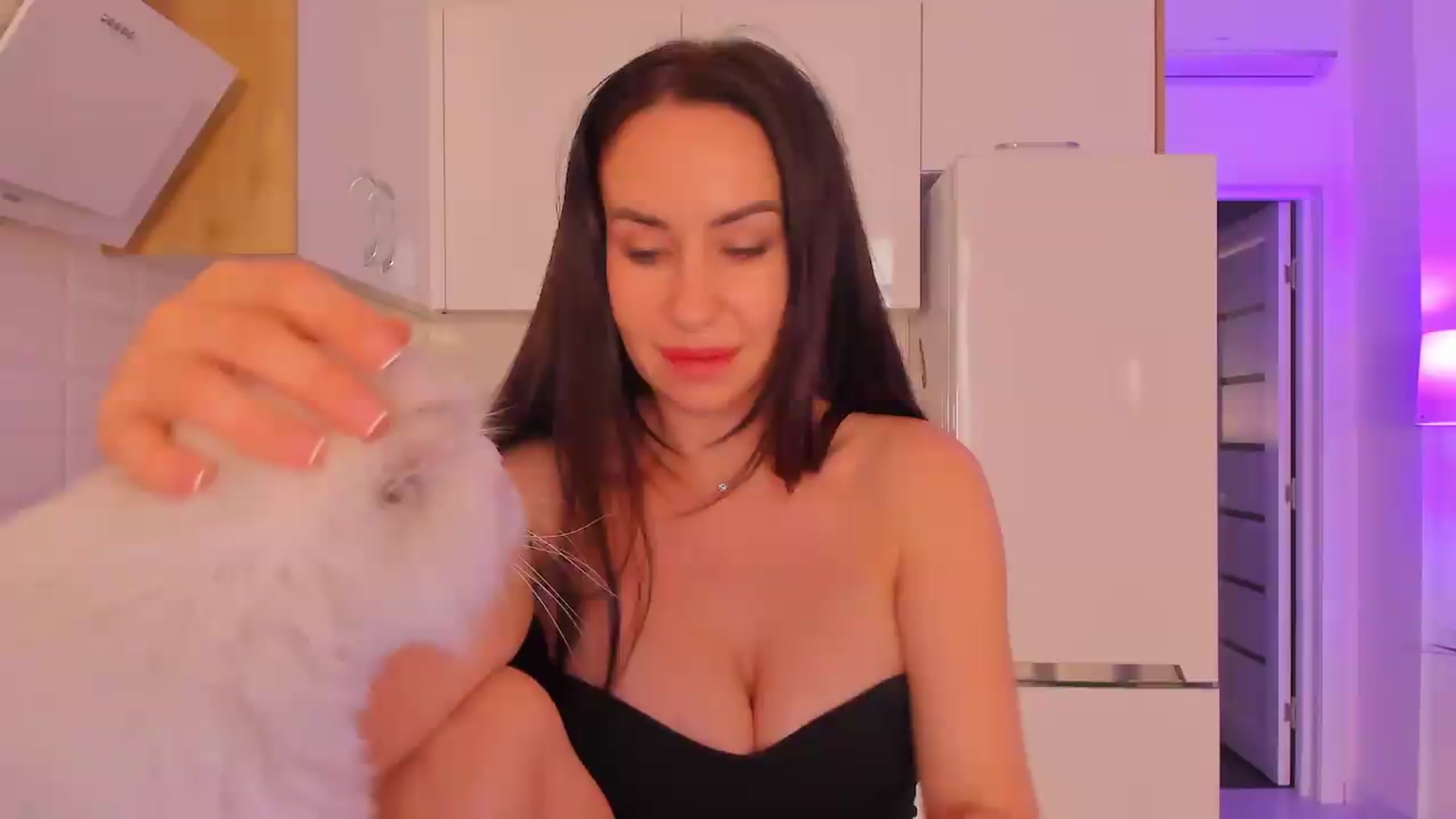 Gallery image thumbnail from Annaliss's myfreecams stream on, 09/16/2026, 14:04 image 8 of 20