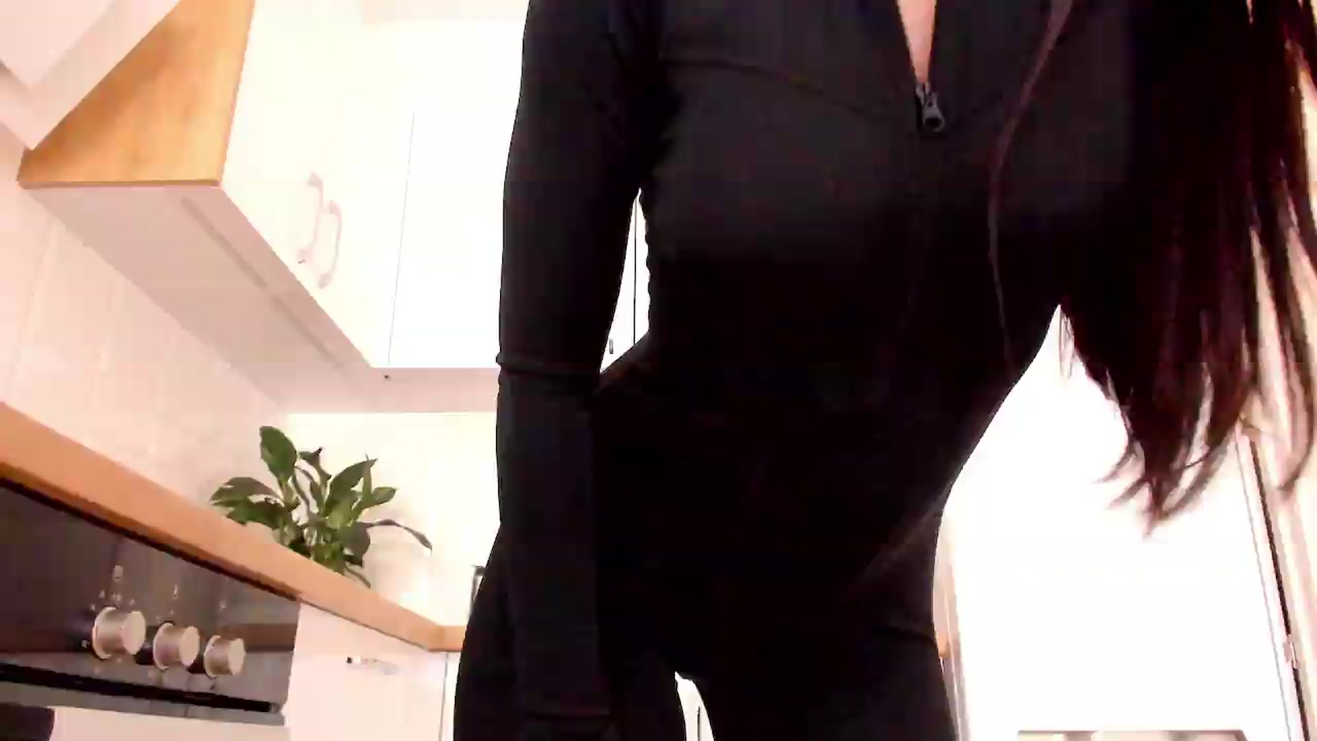Gallery image thumbnail from Annaliss's myfreecams stream on, 09/22/2026, 14:47 image 6 of 20