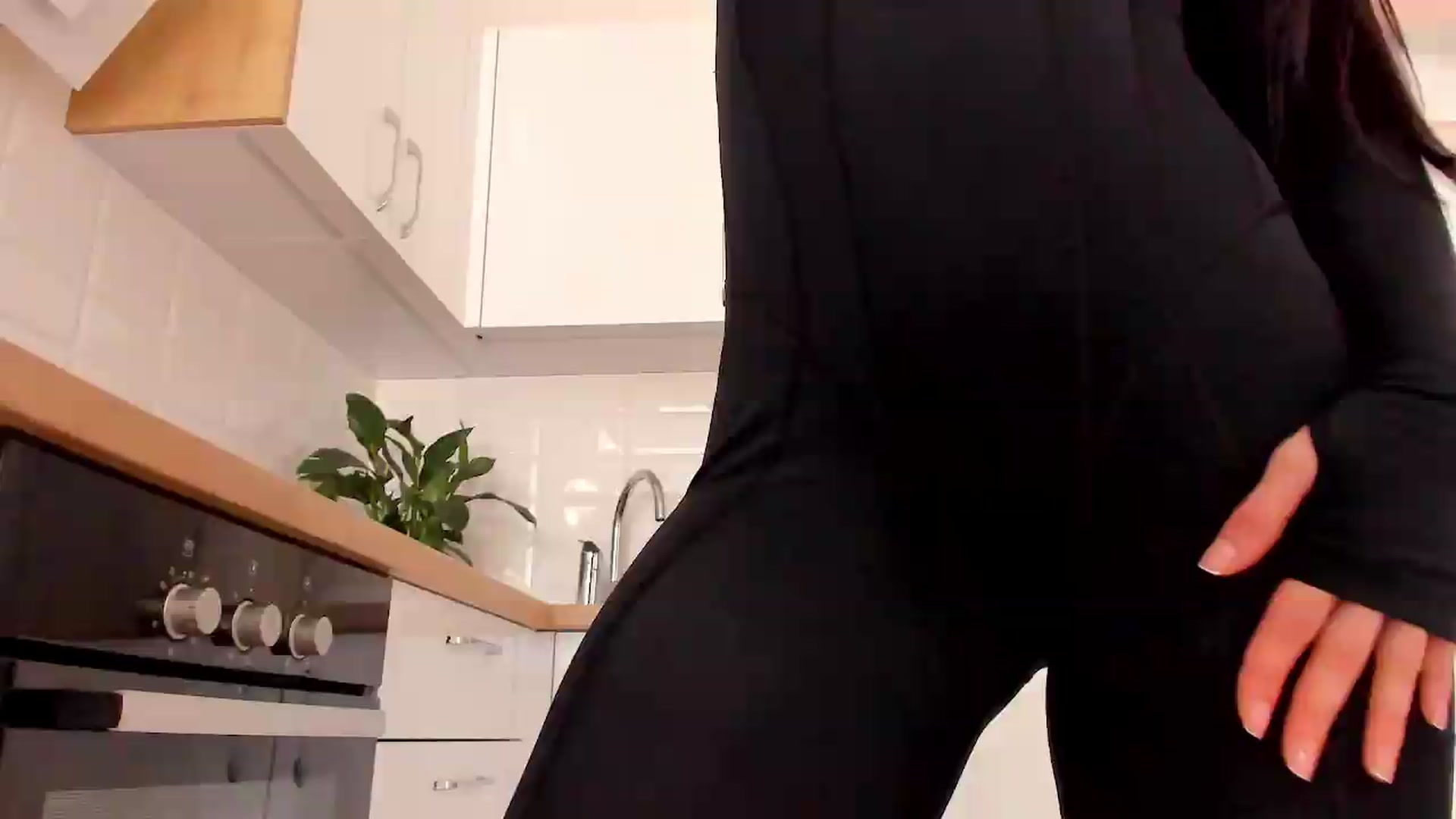 Gallery image thumbnail from Annaliss's myfreecams stream on, 09/22/2026, 14:47 image 10 of 20