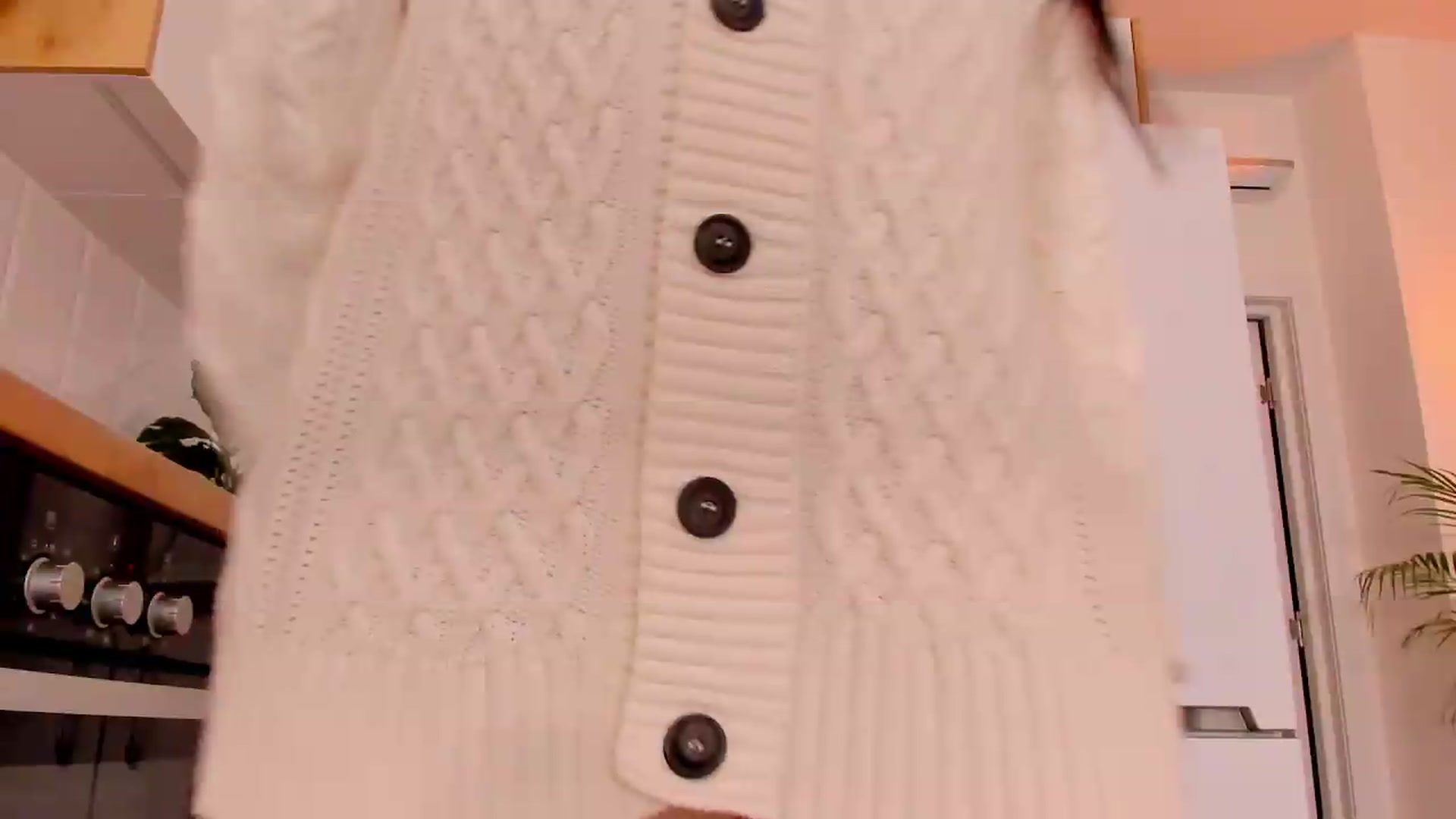 Gallery image thumbnail from Annaliss's myfreecams stream on, 09/23/2026, 15:59 image 14 of 20