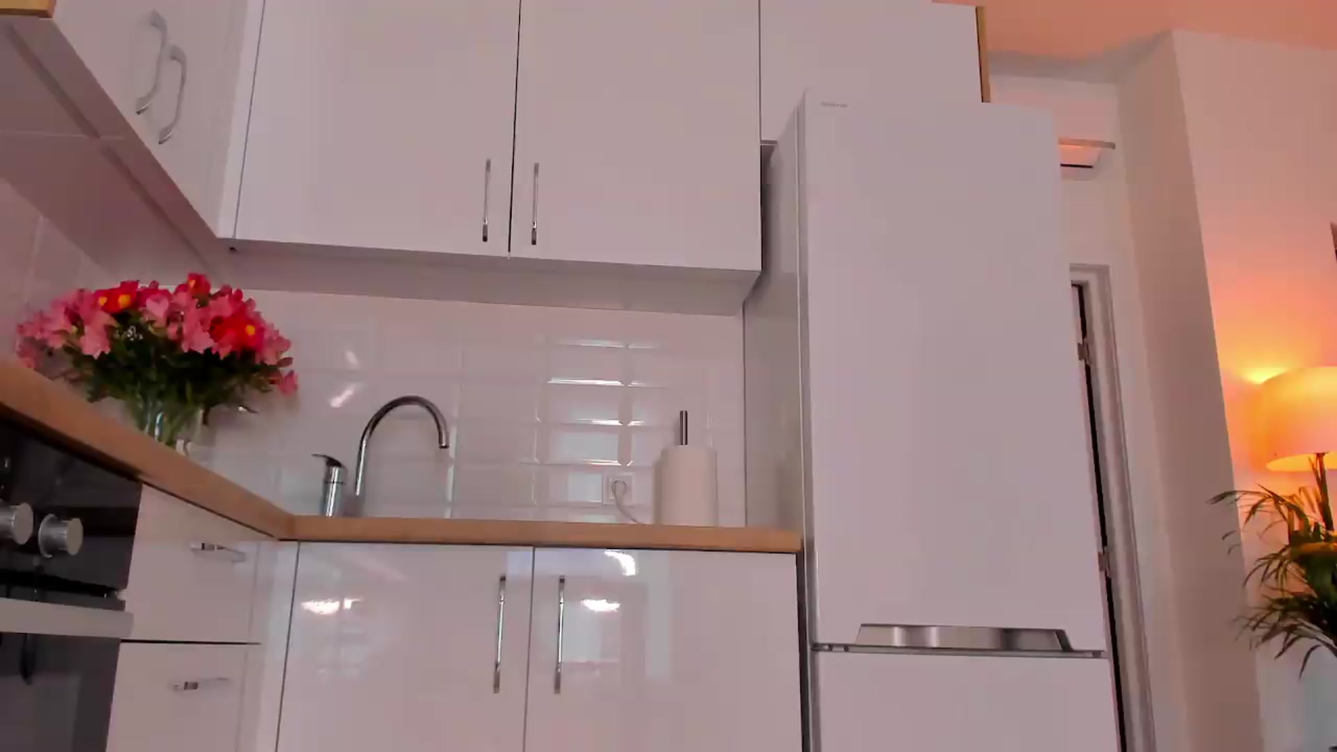 Gallery image thumbnail from Annaliss's myfreecams stream on, 09/30/2026, 06:22 image 1 of 20