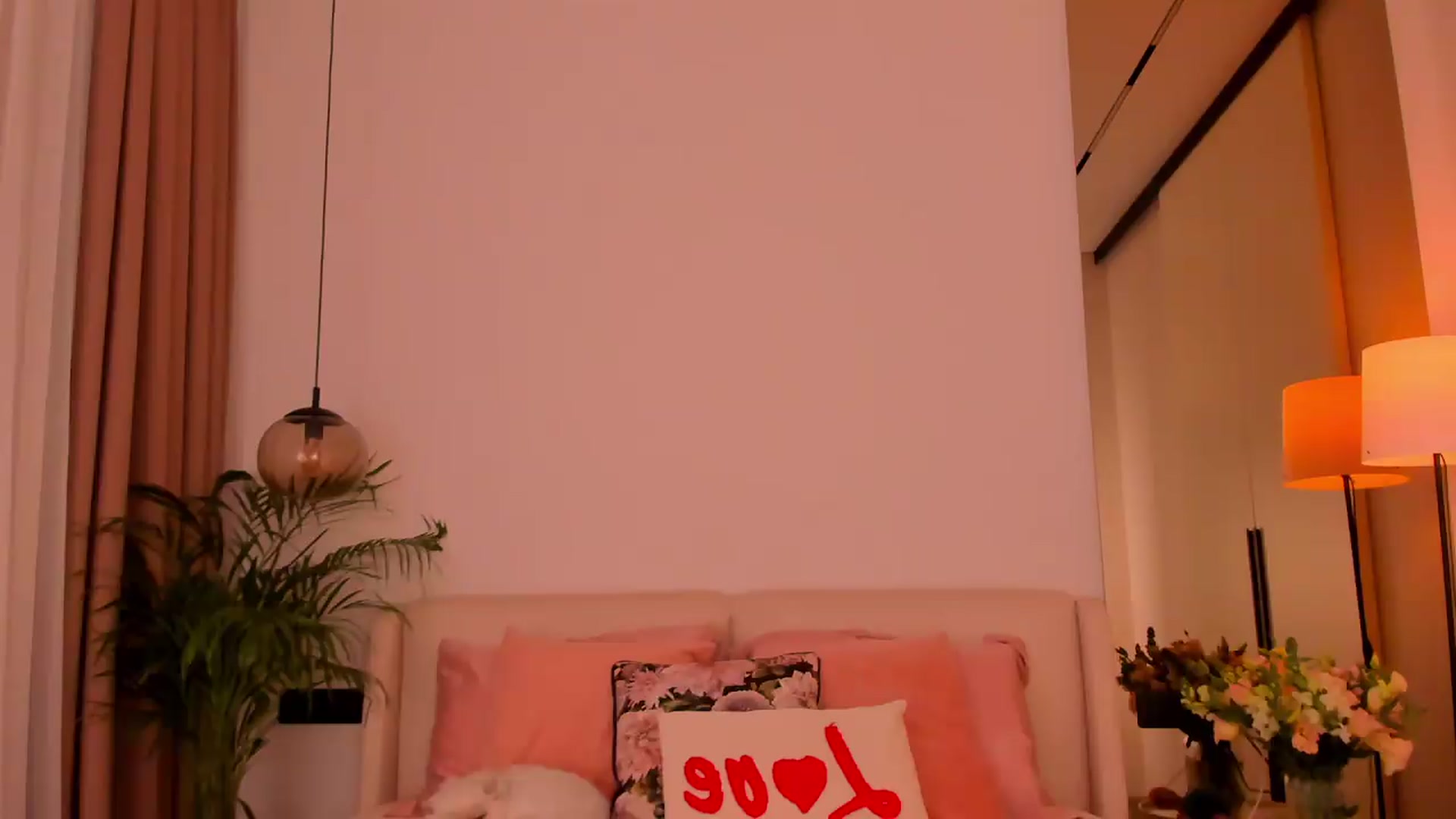 Gallery image thumbnail from Annaliss's myfreecams stream on, 10/02/2026, 04:37 image 17 of 20