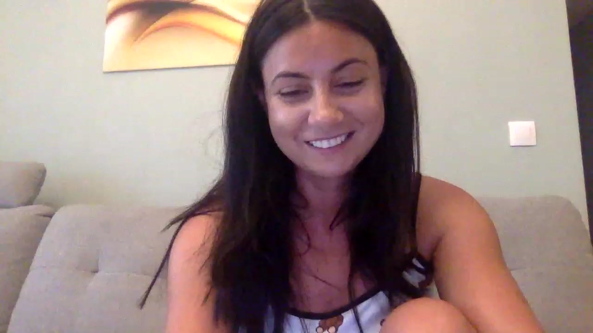 Gallery image thumbnail from Annamarten's myfreecams stream on, 06/25/2023, 15:41 image 17 of 20