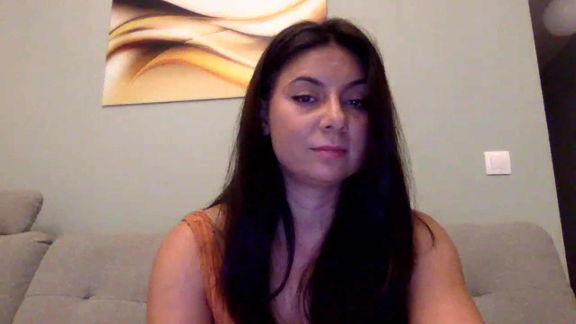 Gallery image thumbnail from Annamarten's myfreecams stream on, 08/09/2023, 24:25 image 14 of 20