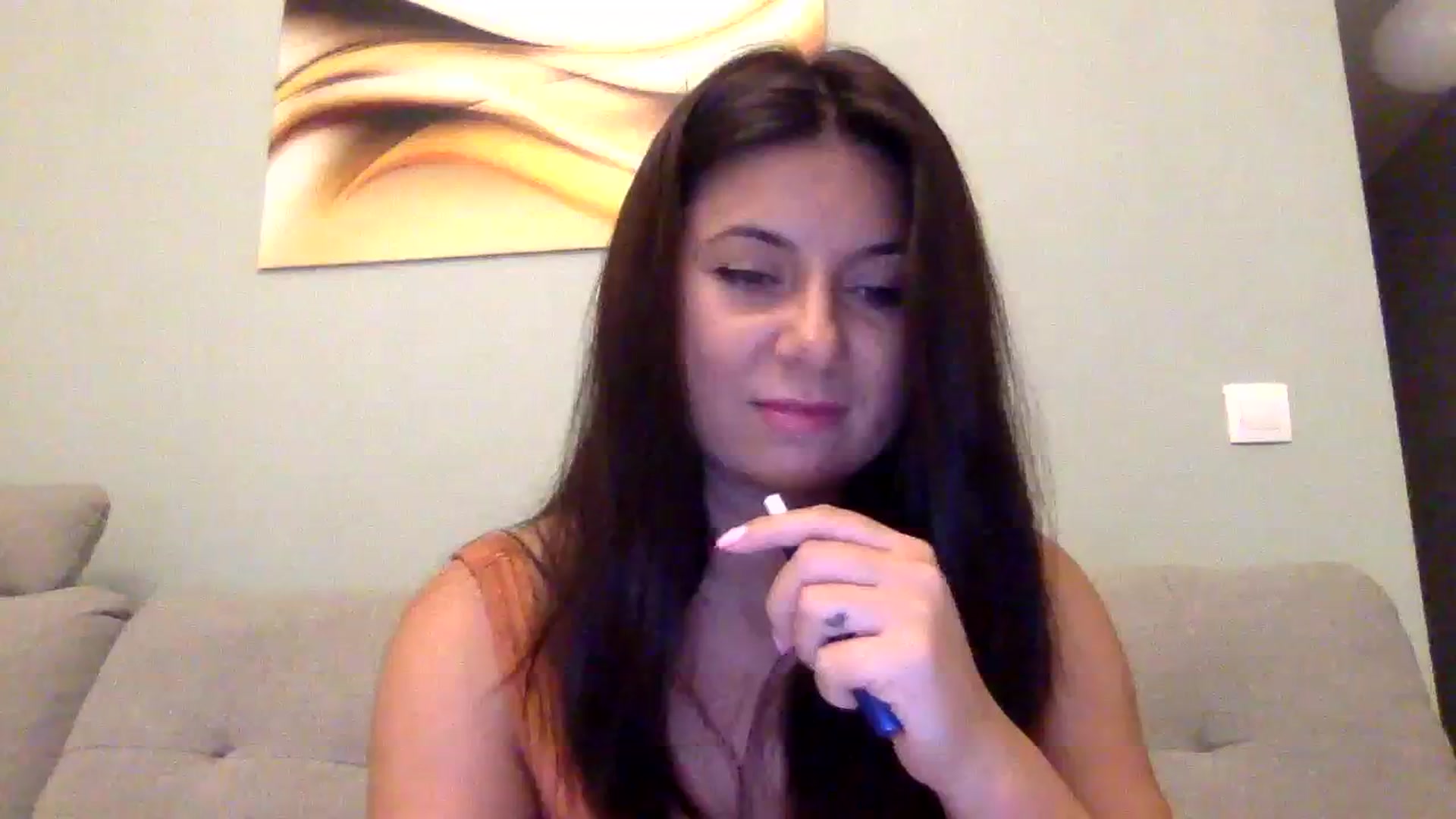 Gallery image thumbnail from Annamarten's myfreecams stream on, 08/09/2023, 24:25 image 6 of 20