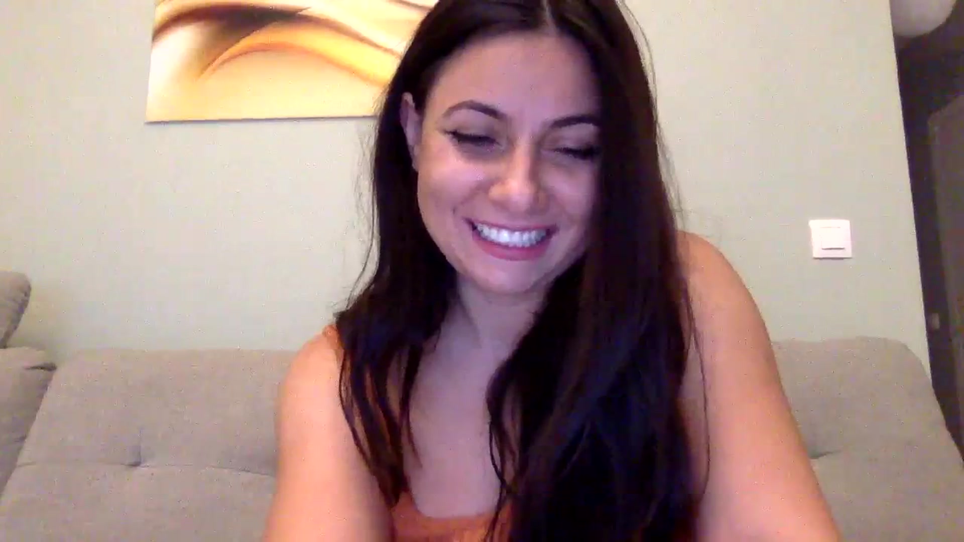 Gallery image thumbnail from Annamarten's myfreecams stream on, 11/12/2023, 16:27 image 19 of 20