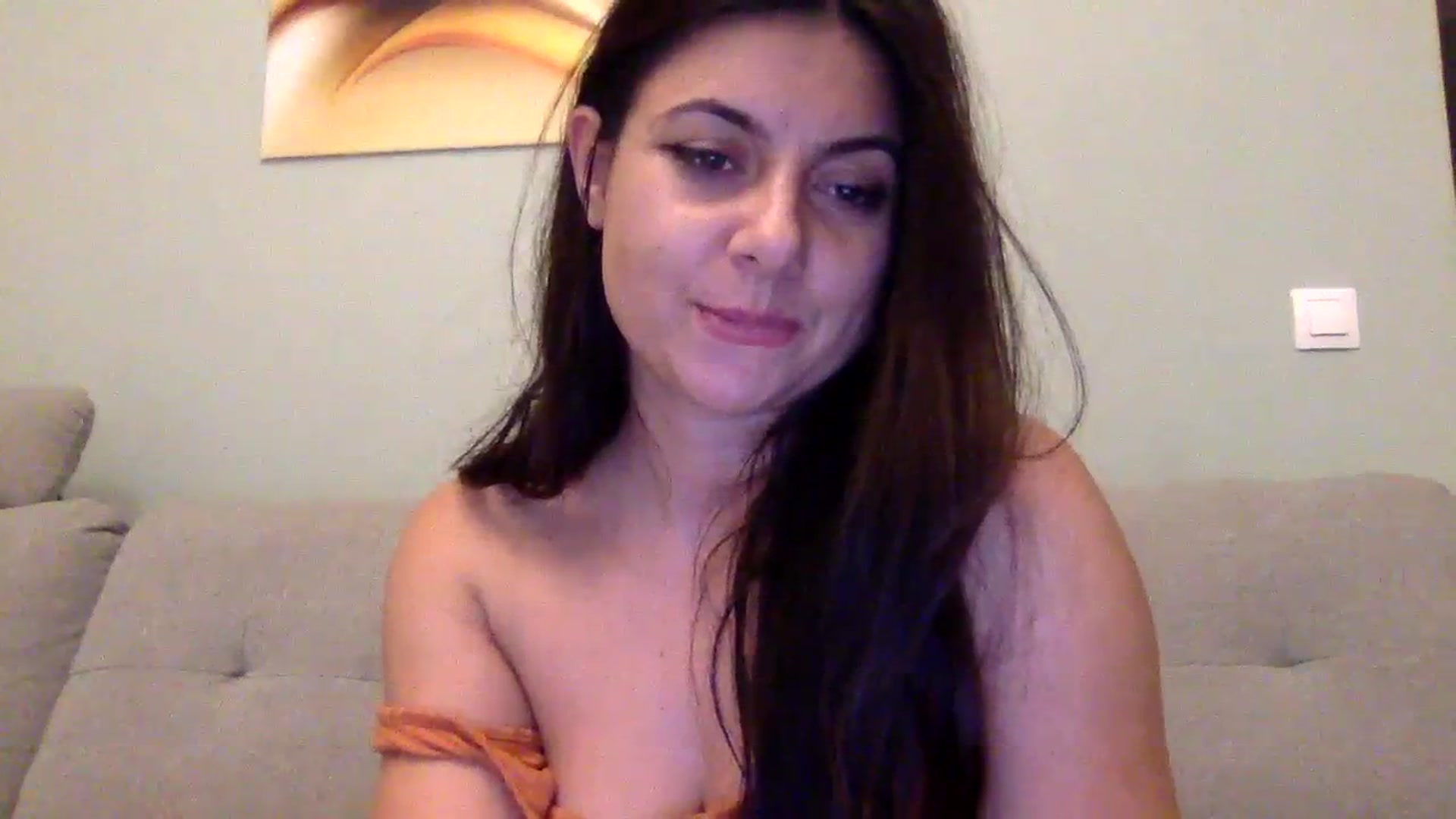 Gallery image thumbnail from Annamarten's myfreecams stream on, 11/12/2023, 18:43 image 20 of 20
