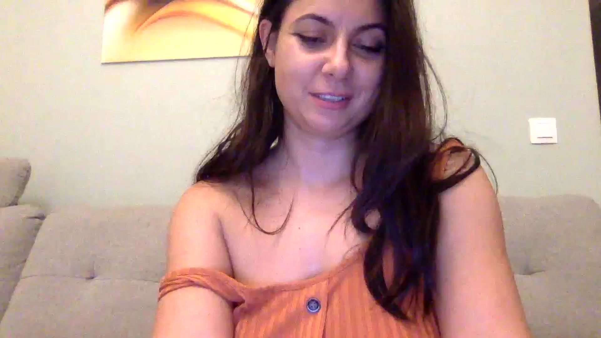 Gallery image thumbnail from Annamarten's myfreecams stream on, 11/12/2023, 18:43 image 14 of 20