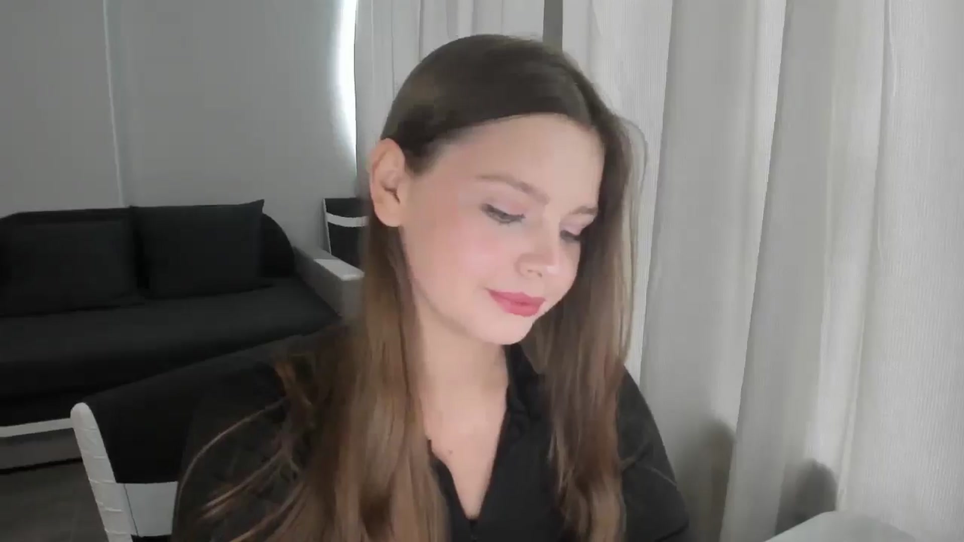 Gallery image thumbnail from Annaneon's myfreecams stream on, 06/13/2025, 08:30 image 17 of 20