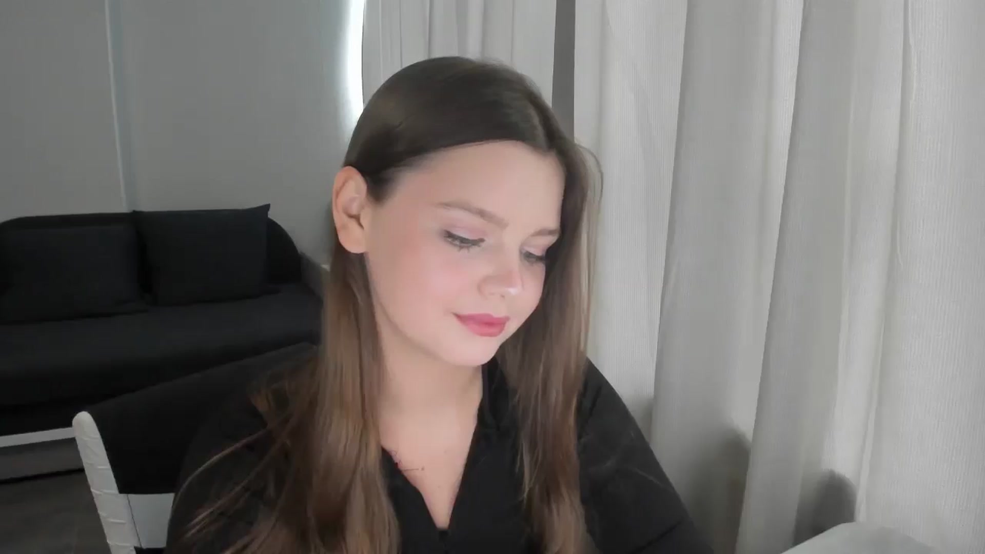 Gallery image thumbnail from Annaneon's myfreecams stream on, 06/13/2025, 08:30 image 16 of 20