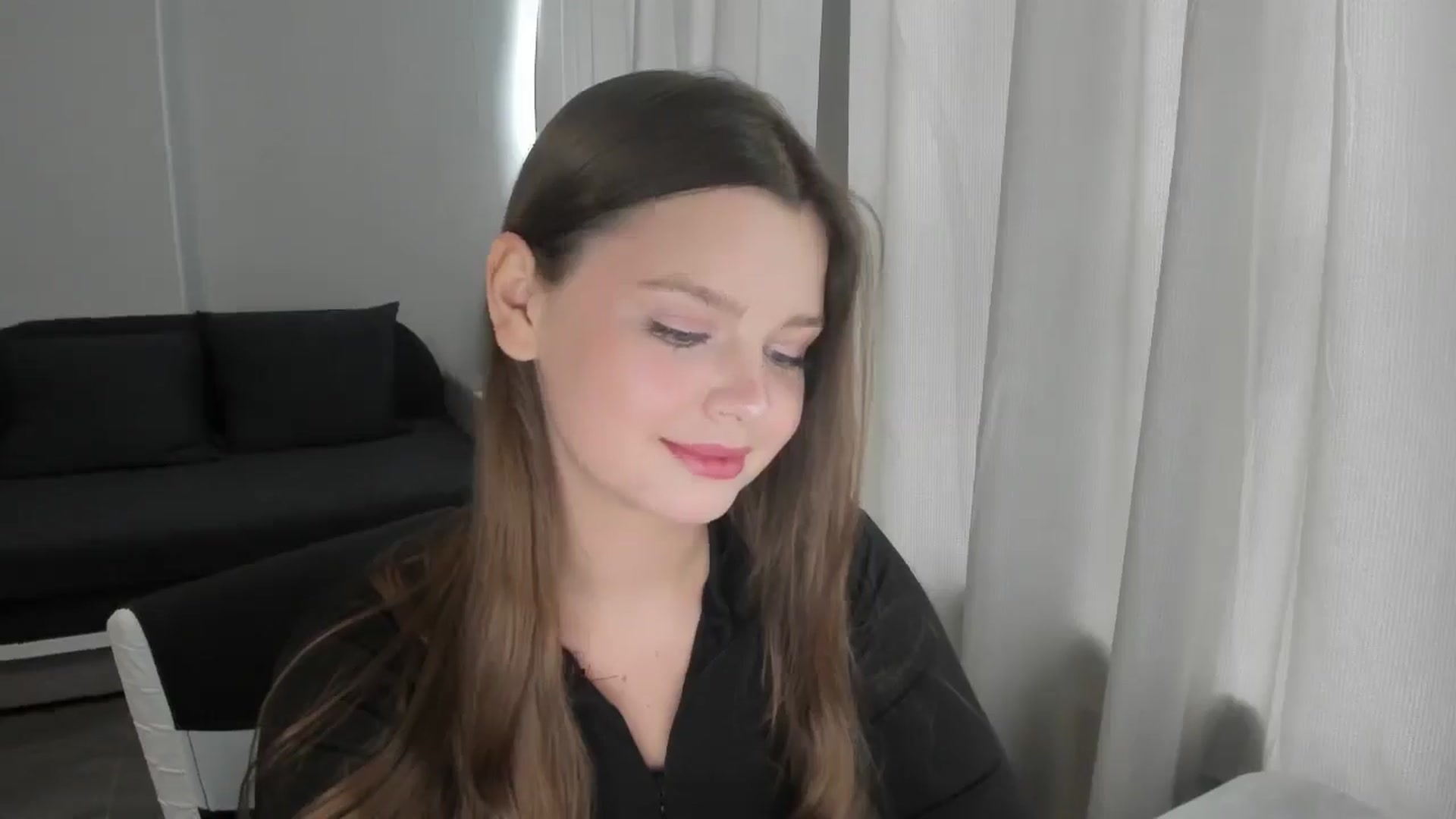 Gallery image thumbnail from Annaneon's myfreecams stream on, 06/13/2025, 08:30 image 12 of 20