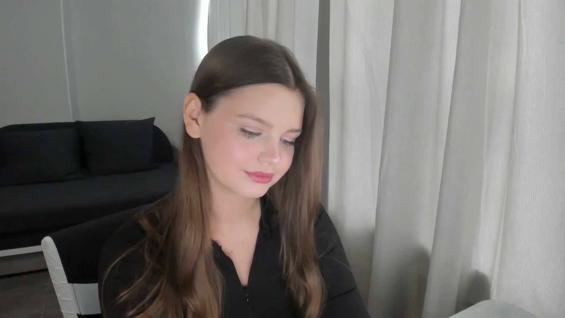 Gallery image thumbnail from Annaneon's myfreecams stream on, 06/13/2025, 08:30 image 19 of 20